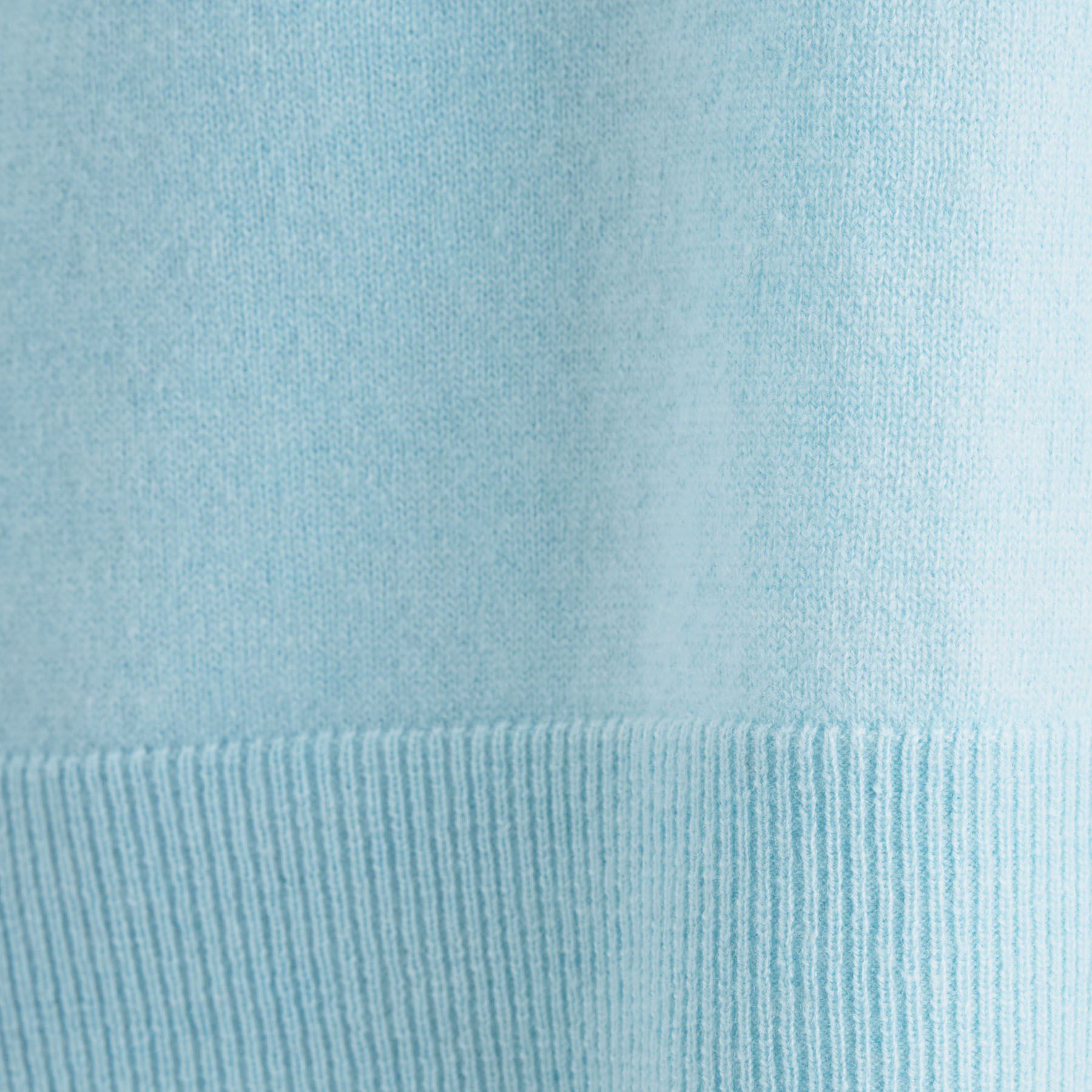 INDIVI「【洗える／カシミヤ混】ボトルネック ドルマンスリーブニット」|ニット・セーター|