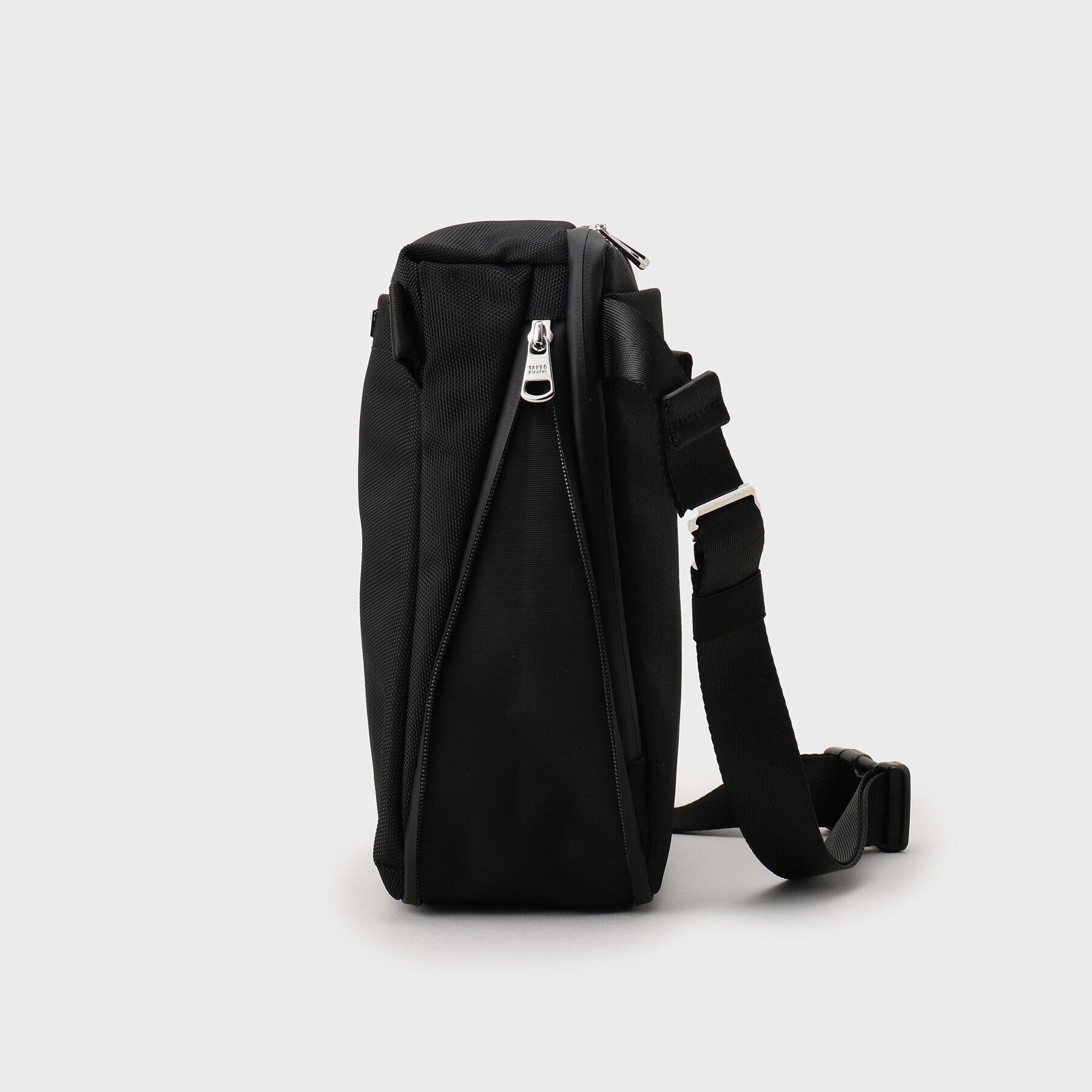 TAKEO KIKUCHI「【B5サイズ/縦型】エクスパンド　ショルダーバッグ（S）」|ショルダー・メッセンジャー|