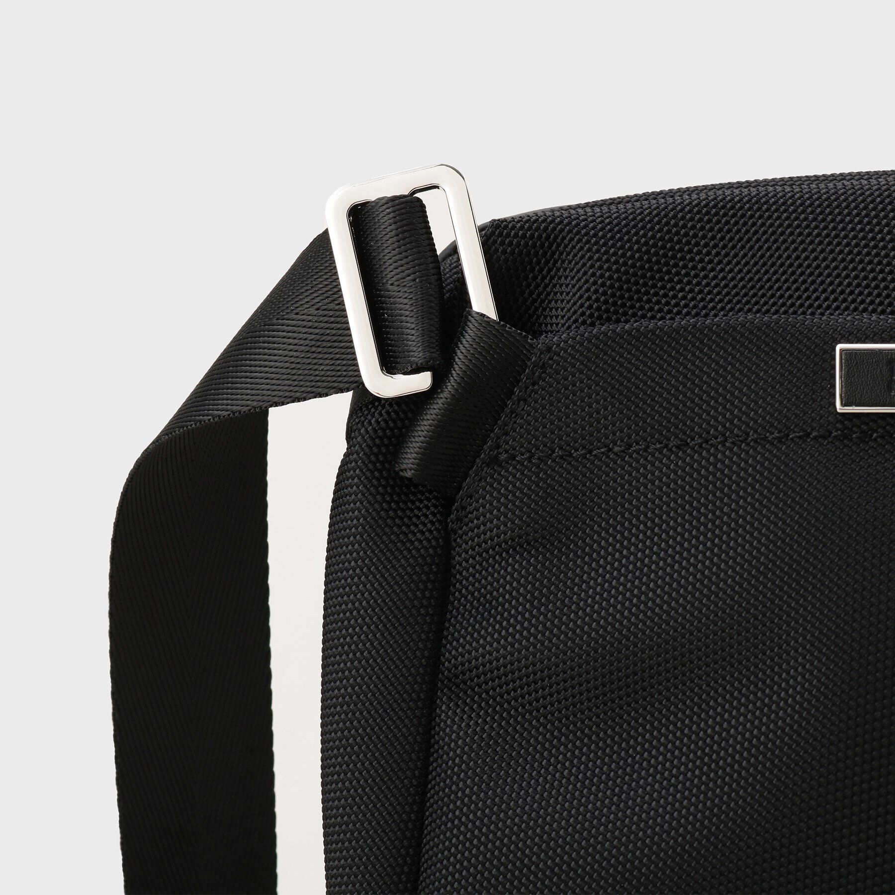 TAKEO KIKUCHI「【B5サイズ/縦型】エクスパンド　ショルダーバッグ（S）」|ショルダー・メッセンジャー|