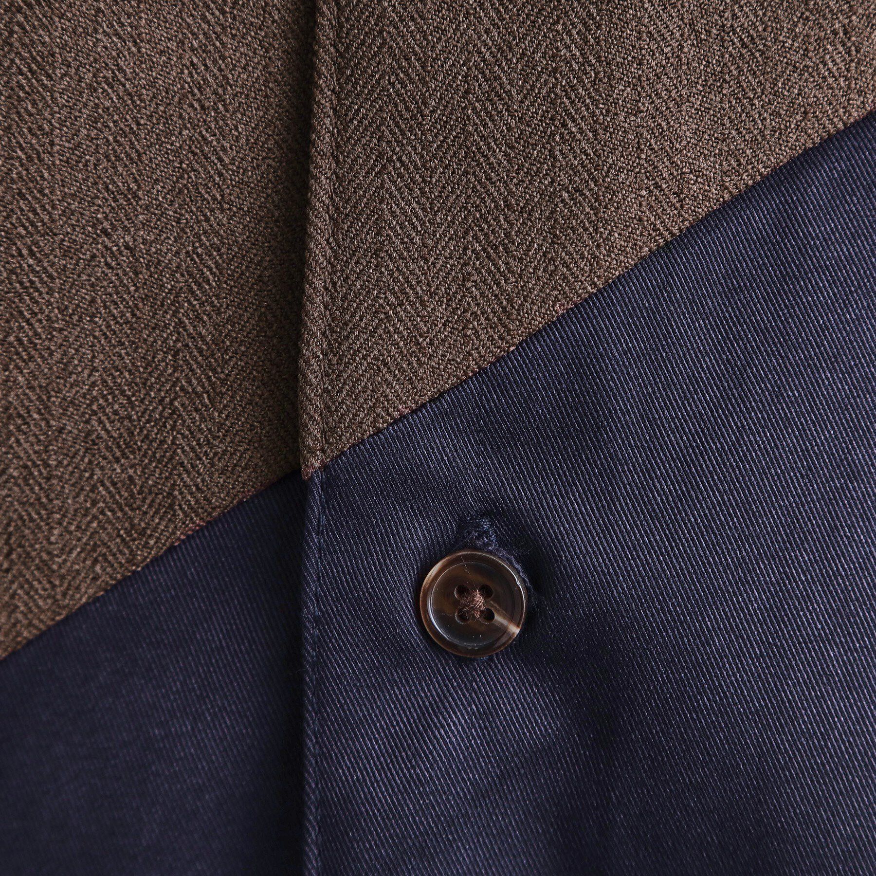 tk.TAKEO KIKUCHI「ヘリンボーンカーブスイッチシャツ」|シャツ・ブラウス|