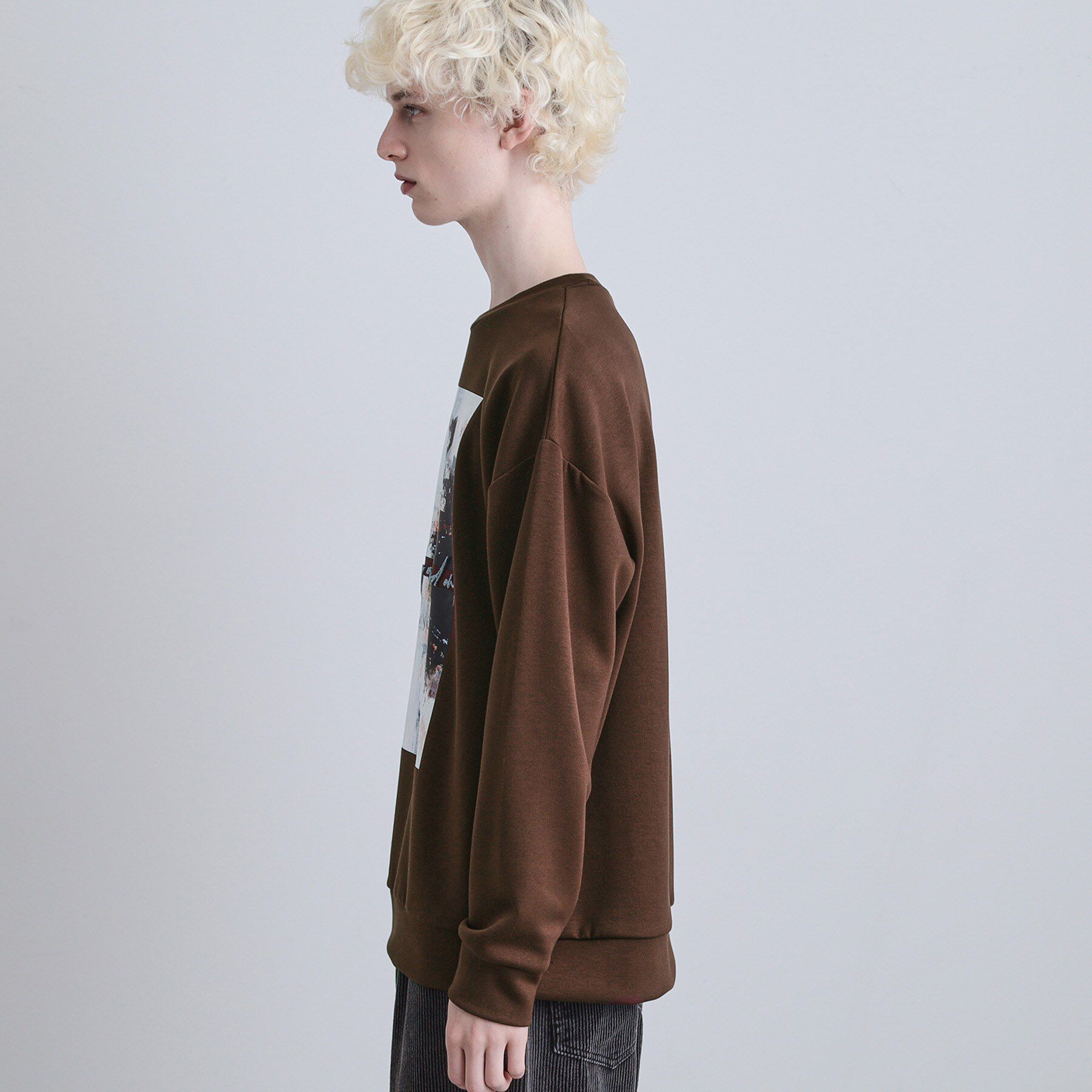 tk.TAKEO KIKUCHI「アーバングラフィックブラシ刺繍長袖Tシャツ」|Tシャツ・カットソー|