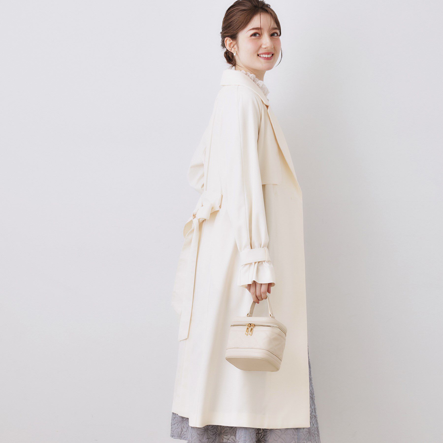 Couture broach「【撥水・ハレの日・通勤】ロングトレンチコート」|トレンチコート|