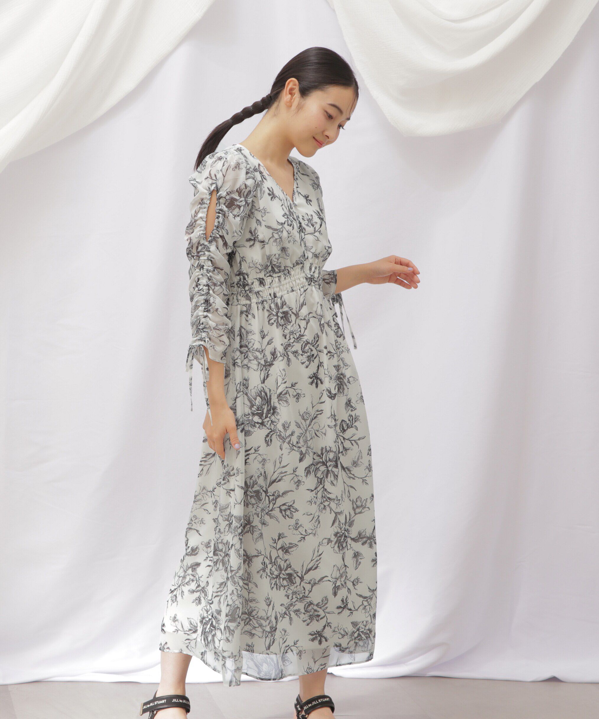  「◇ビッグフラワーシャーリングワンピース　WEB限定カラー：レッド」|ワンピース|