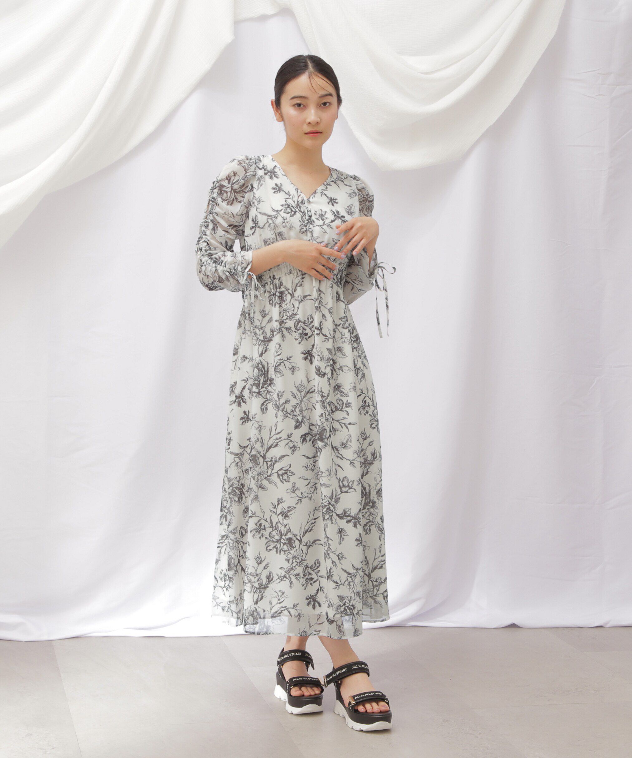  「◇ビッグフラワーシャーリングワンピース　WEB限定カラー：レッド」|ワンピース|