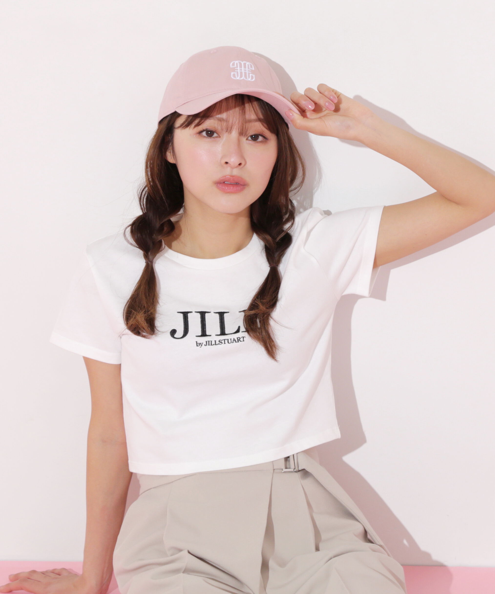  「ショート丈刺繍ロゴTシャツオーガニックコットン」|Tシャツ・カットソー|シロクロ1