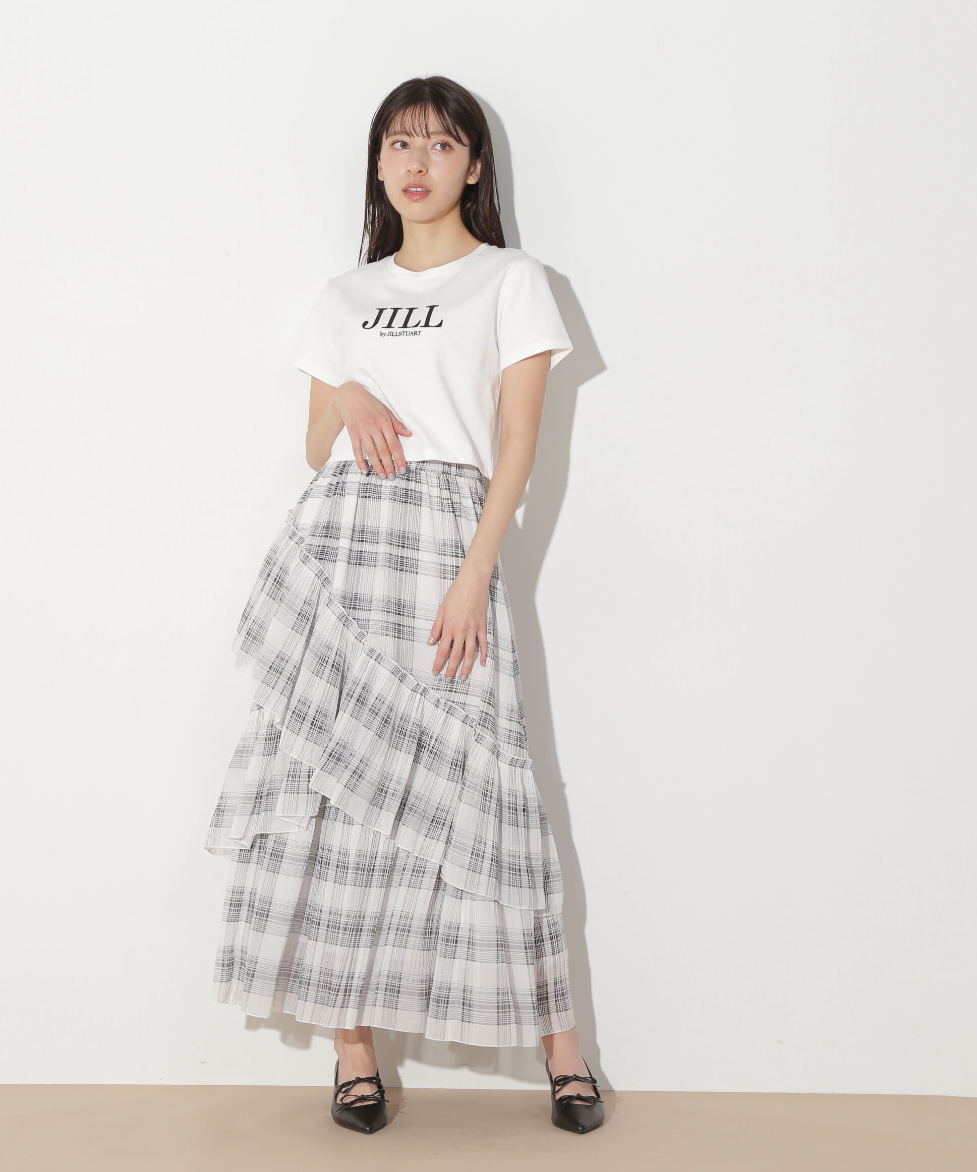  「ショート丈刺繍ロゴTシャツオーガニックコットン」|Tシャツ・カットソー|