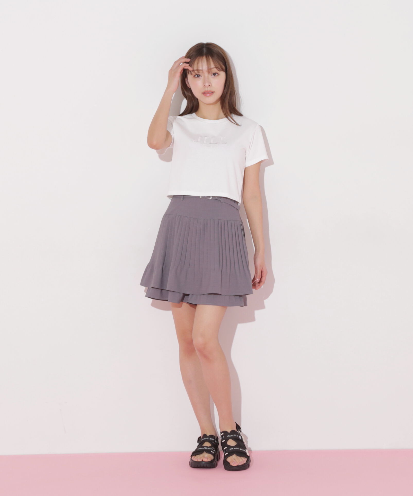  「ショート丈刺繍ロゴTシャツオーガニックコットン」|Tシャツ・カットソー|