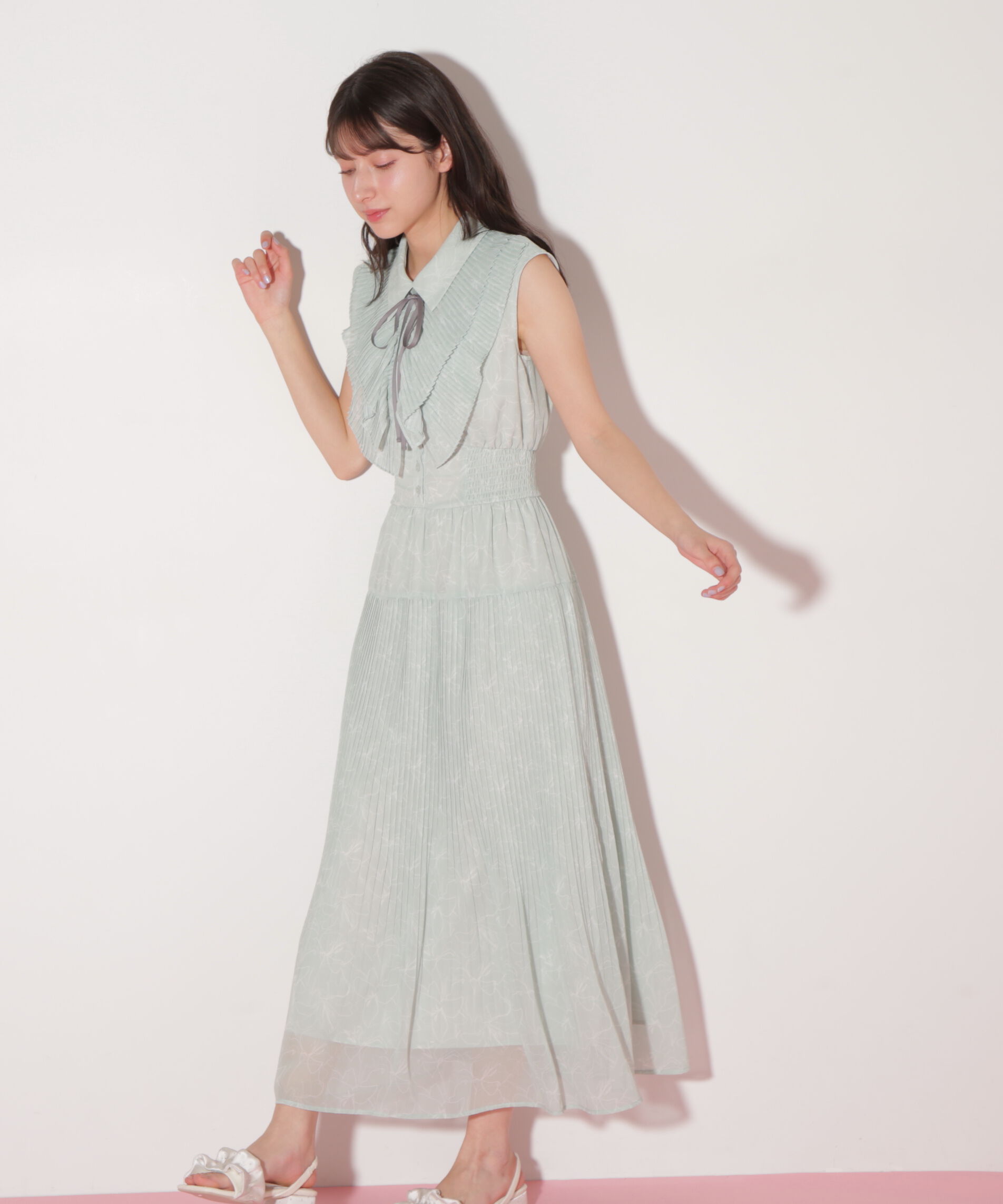  「プリーツフリルプリントワンピース」|ワンピース|