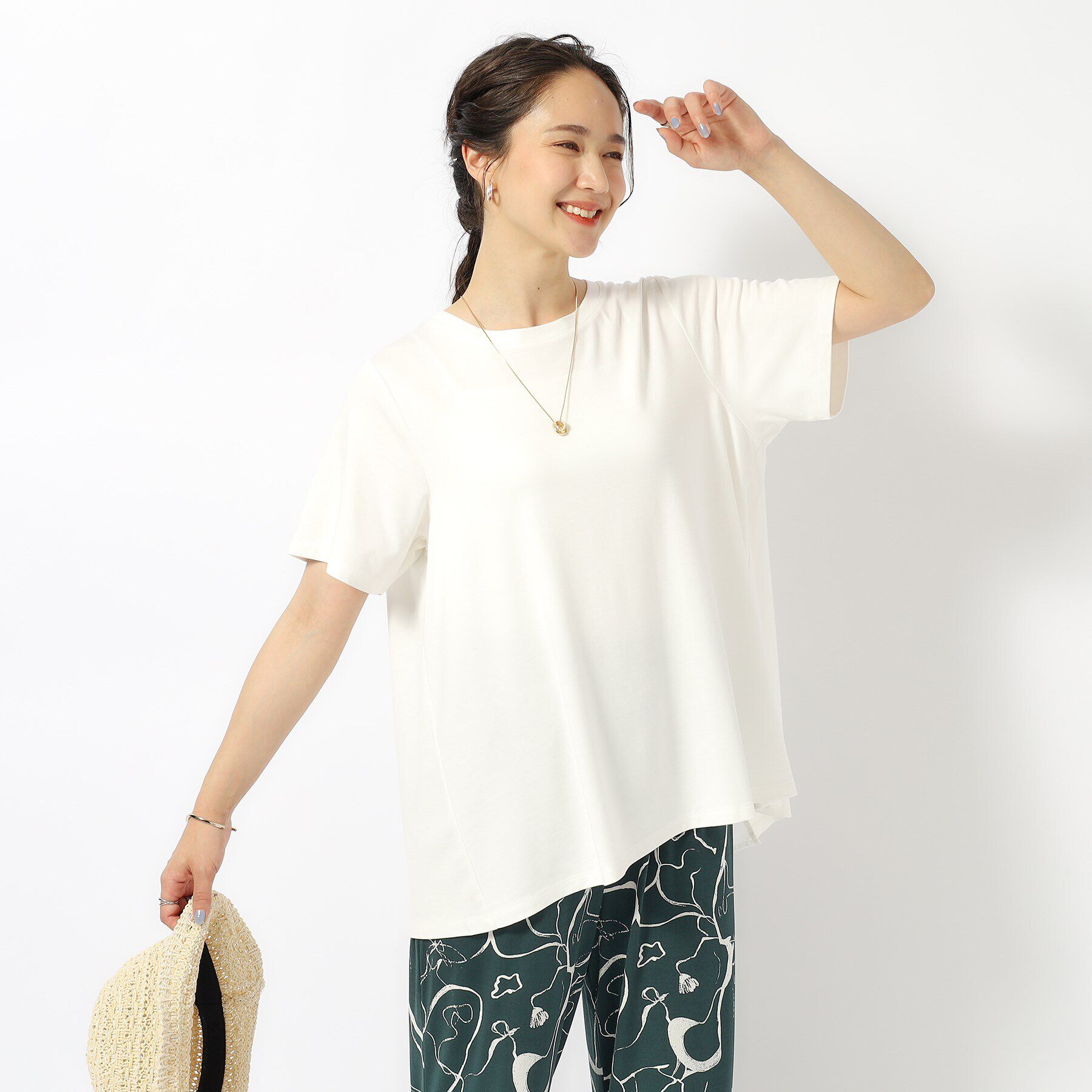 SHOO･LA･RUE「【UV】後ろ姿で魅せる とろみバックデザイントップス」|Tシャツ・カットソー|