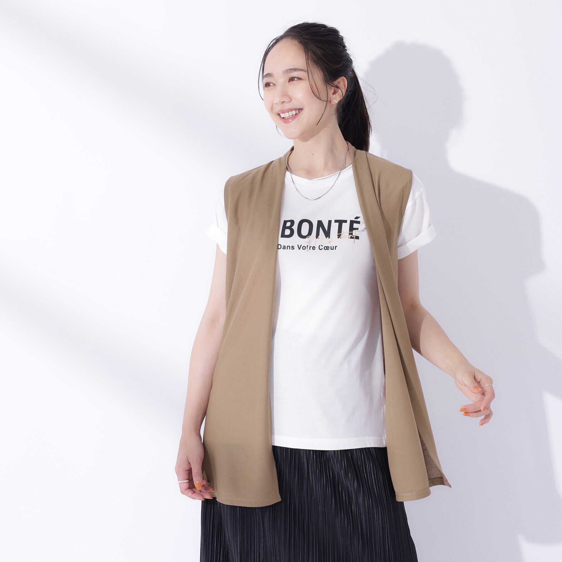 SHOO･LA･RUE「【体型カバー/良いとこどり2点セット】大人の味方 サマージレ＋ロゴプリントTシャツ」|Tシャツ・カットソー|