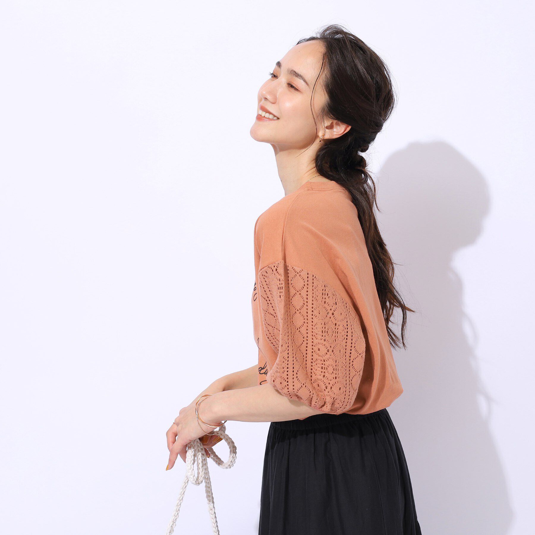 SHOO･LA･RUE「【晩夏まで活躍／5分袖】お袖レース　ロゴプリントトップス」|Tシャツ・カットソー|