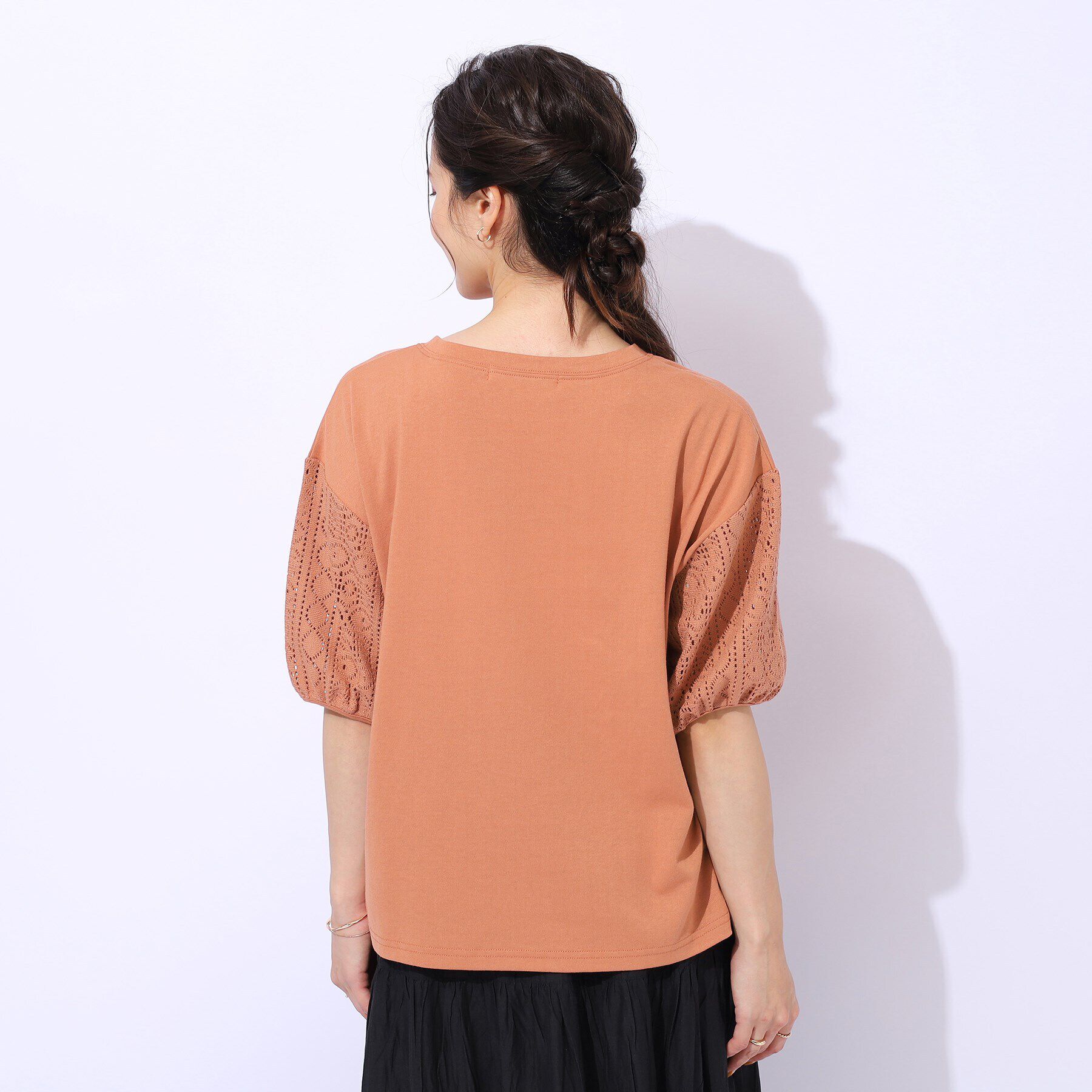 SHOO･LA･RUE「【晩夏まで活躍／5分袖】お袖レース　ロゴプリントトップス」|Tシャツ・カットソー|