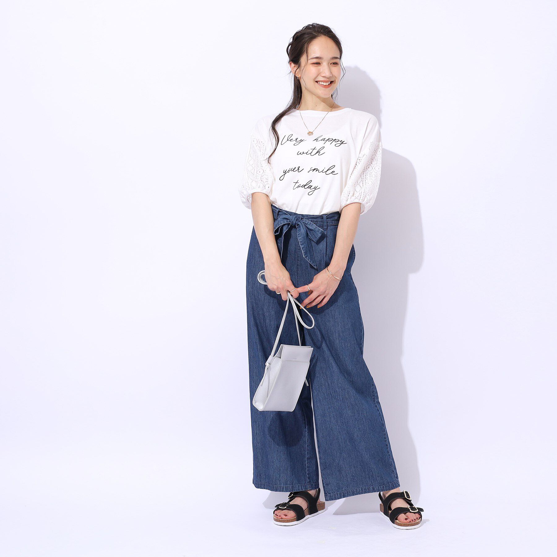 SHOO･LA･RUE「【晩夏まで活躍／5分袖】お袖レース　ロゴプリントトップス」|Tシャツ・カットソー|