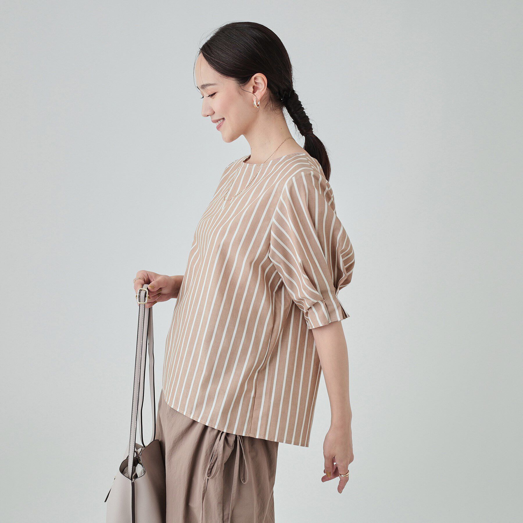 SHOO･LA･RUE「【洗える/イージーケア】腕周りがキレイに見える 5分袖ブラウス」|シャツ・ブラウス|