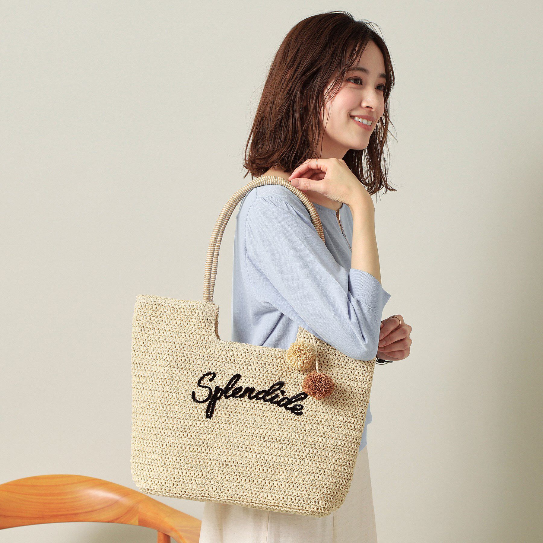 ITS&rsquo;DEMO「チャーム付ロゴ刺繍雑材トート」|トートバッグ|