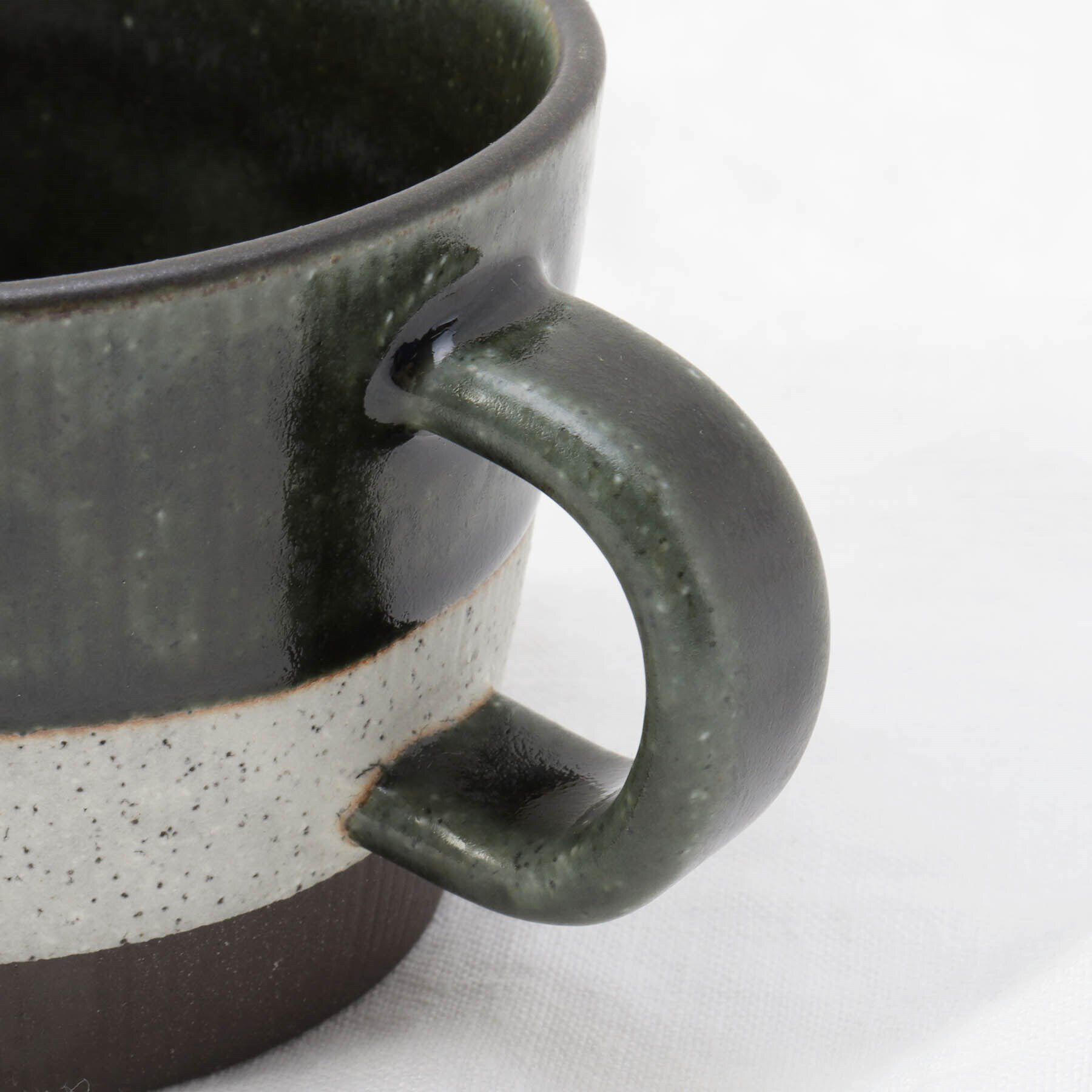 212 KITCHEN STORE「掛け分け マグカップ 黒土 GR」|グラス・マグカップ|