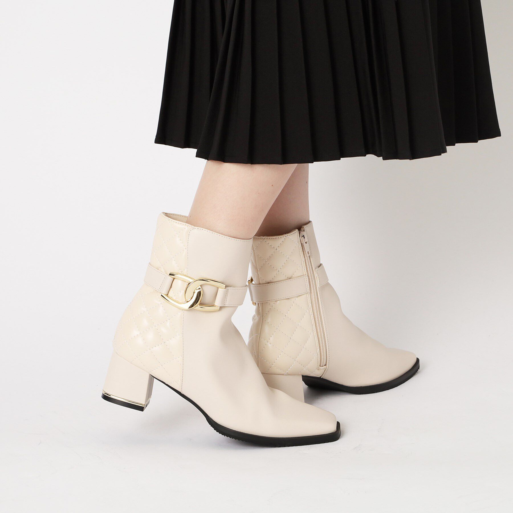 ESPERANZA「キルティングベルトミドルヒールショートブーツ」|ショートブーツ|