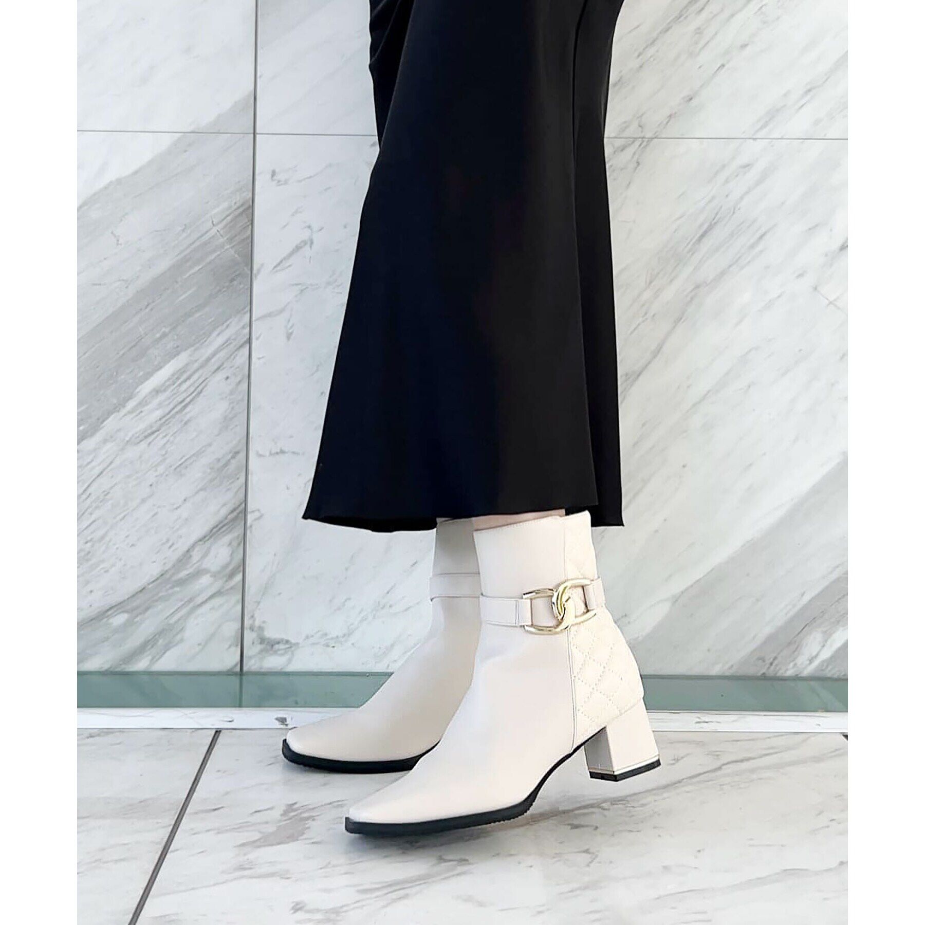 ESPERANZA「キルティングベルトミドルヒールショートブーツ」|ショートブーツ|