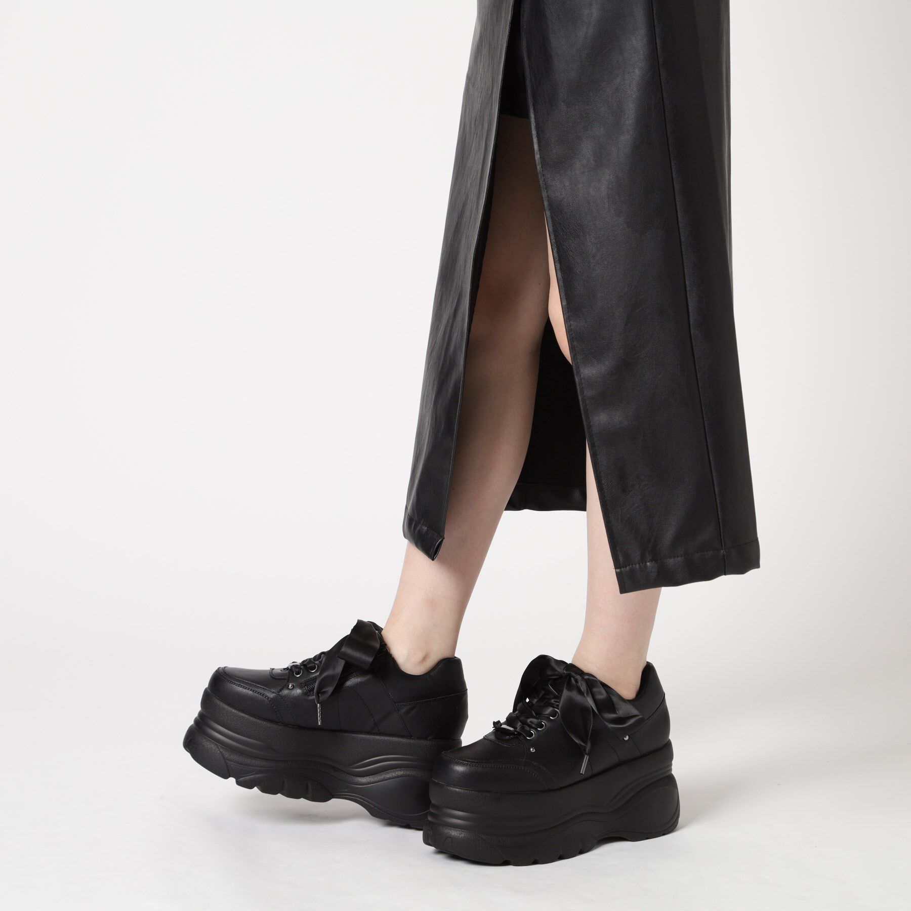 csT&P「厚底スニーカー」|スニーカー|