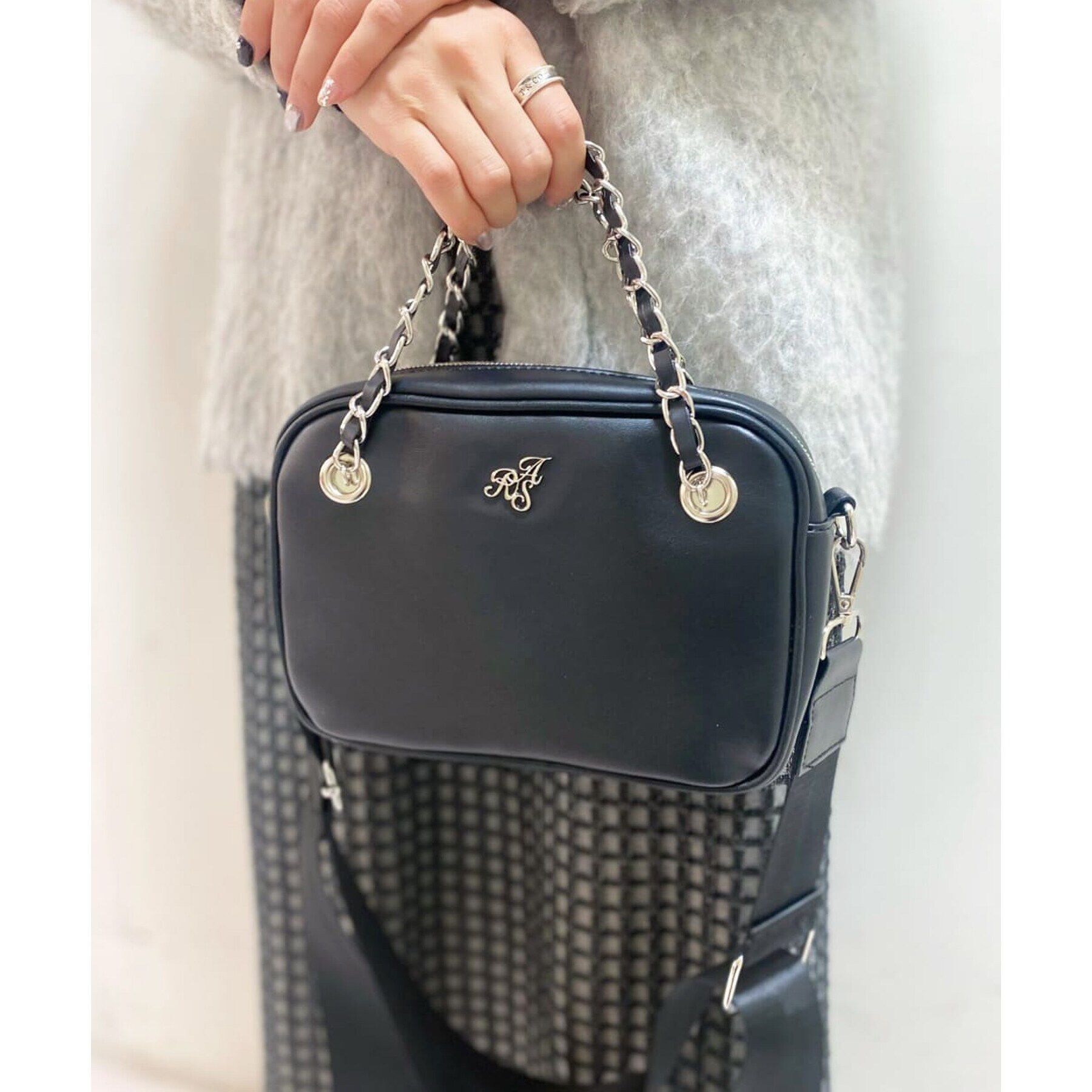 Ober Tashe「チェーンショルダー付き2WAYバッグ」|ショルダー・メッセンジャー|