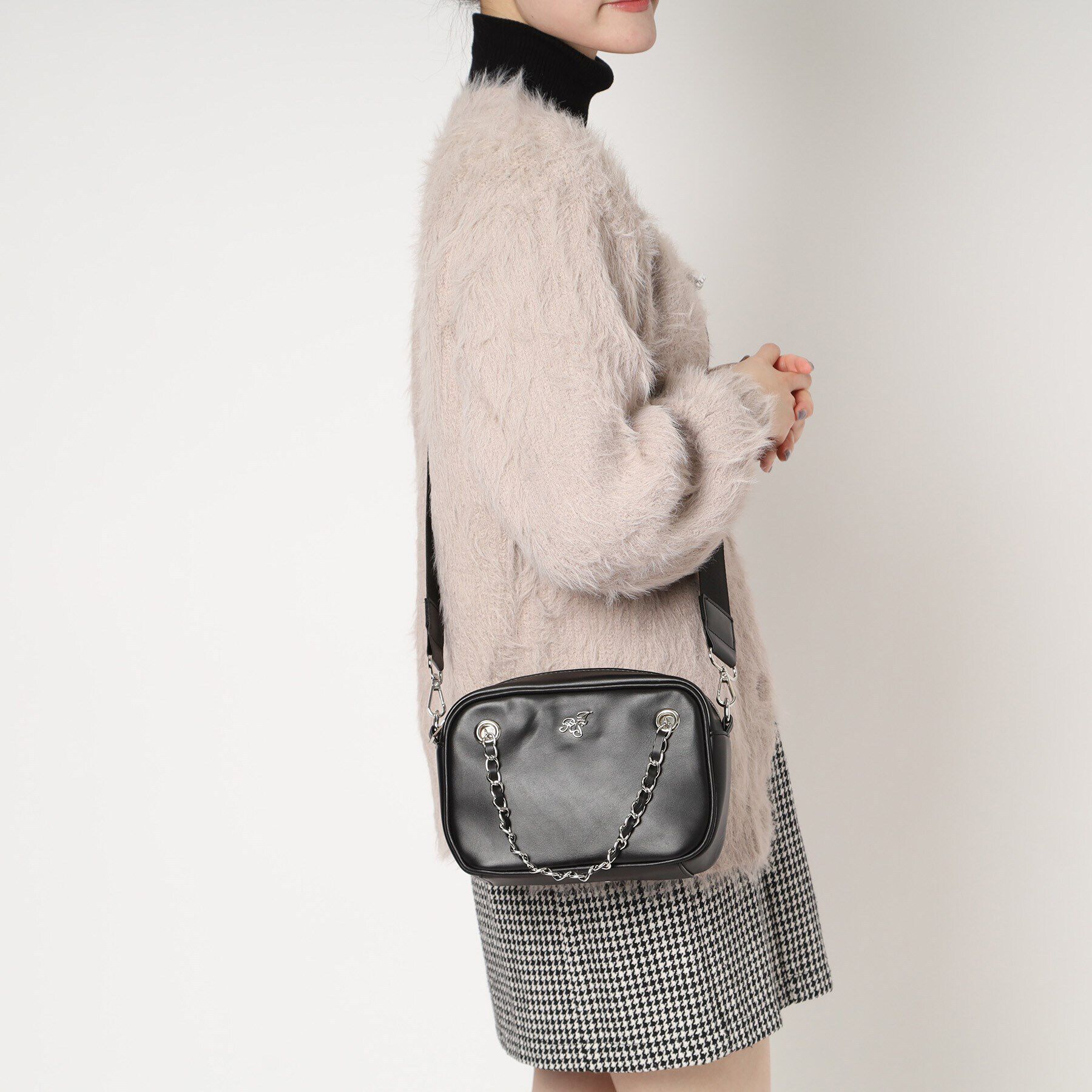 Ober Tashe「チェーンショルダー付き2WAYバッグ」|ショルダー・メッセンジャー|