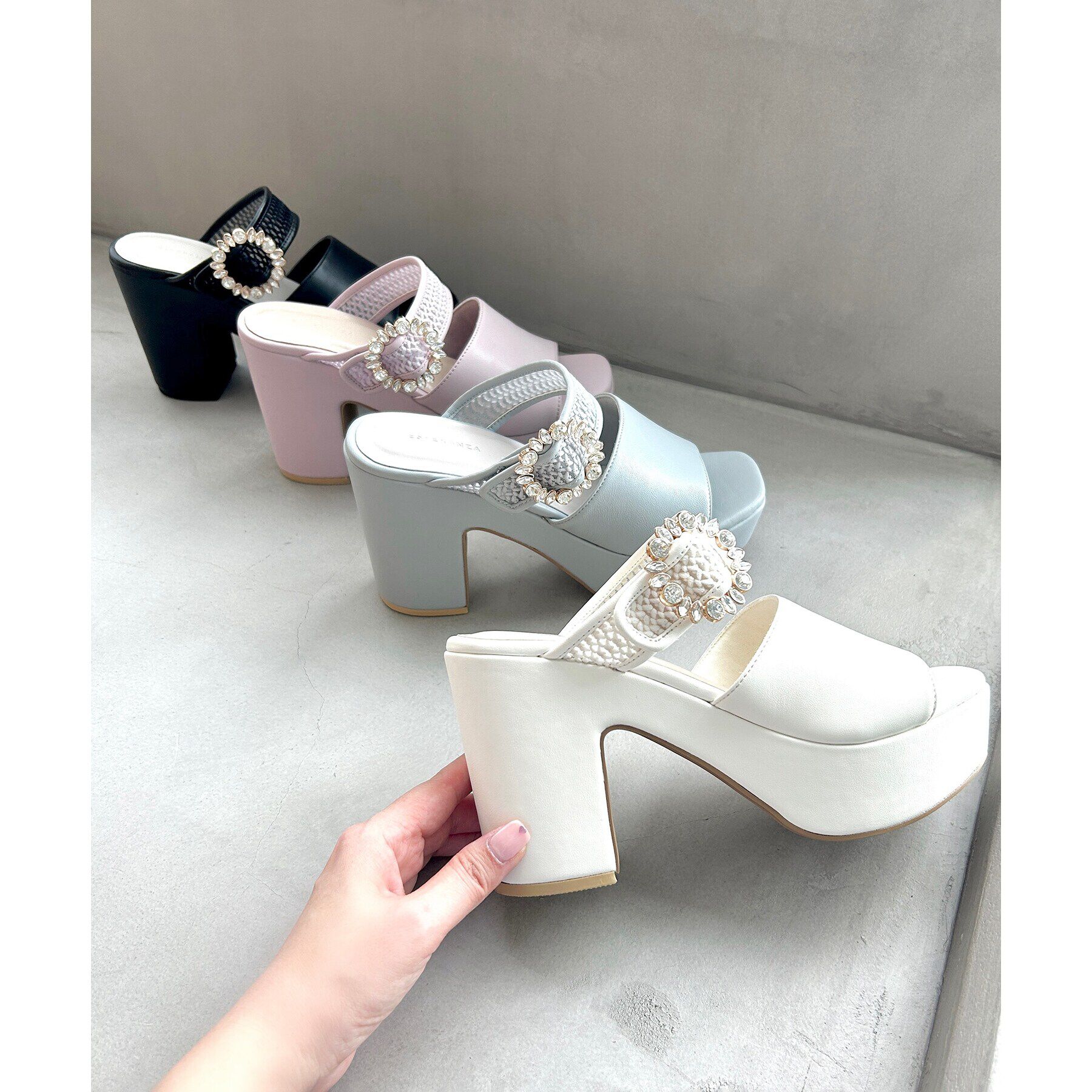 ESPERANZA「飾りバックル一体底ミュール 24SS」|サンダル|