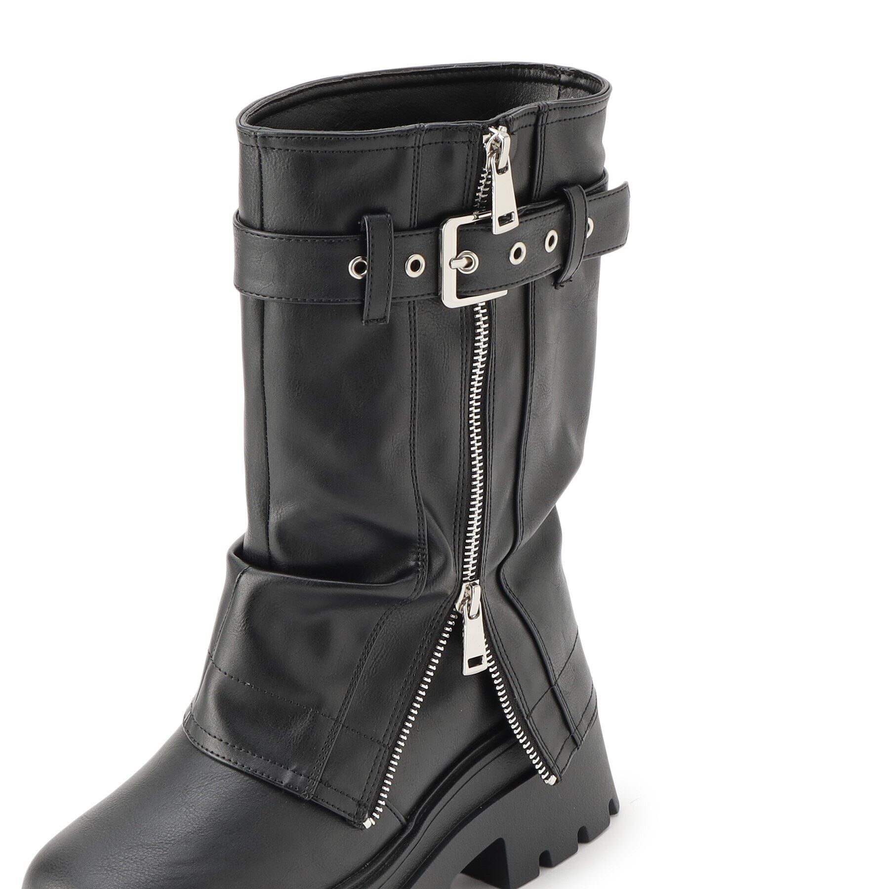 csT&P「きゃしゃ見えベルト付きカバーブーツ」|ショートブーツ|