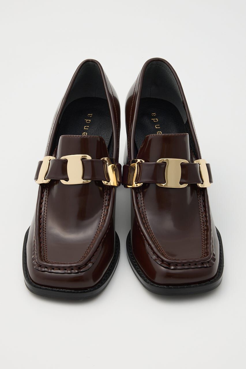 rienda「チェーン付きスリムトゥローファーパンプス」|パンプス|