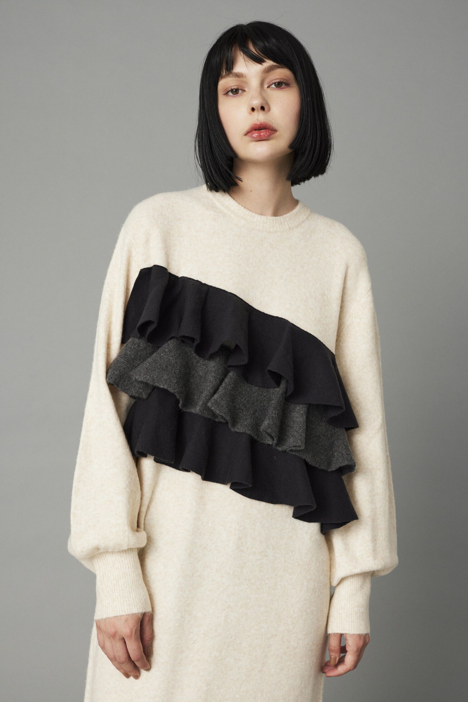 HeRIN.CYE「Frill docked knit dress」|ワンピース|