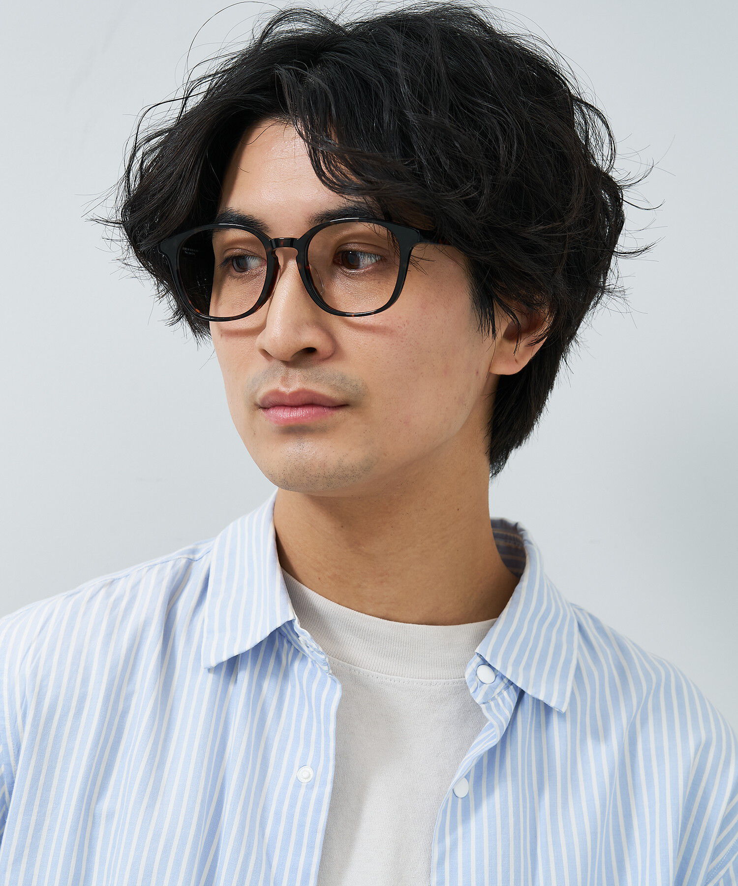  「ウェリントン型 メガネ｜黒縁 クリアフレーム 伊達メガネ 度付きメガネ レンズ交換券付き ゾフ」|メガネ|