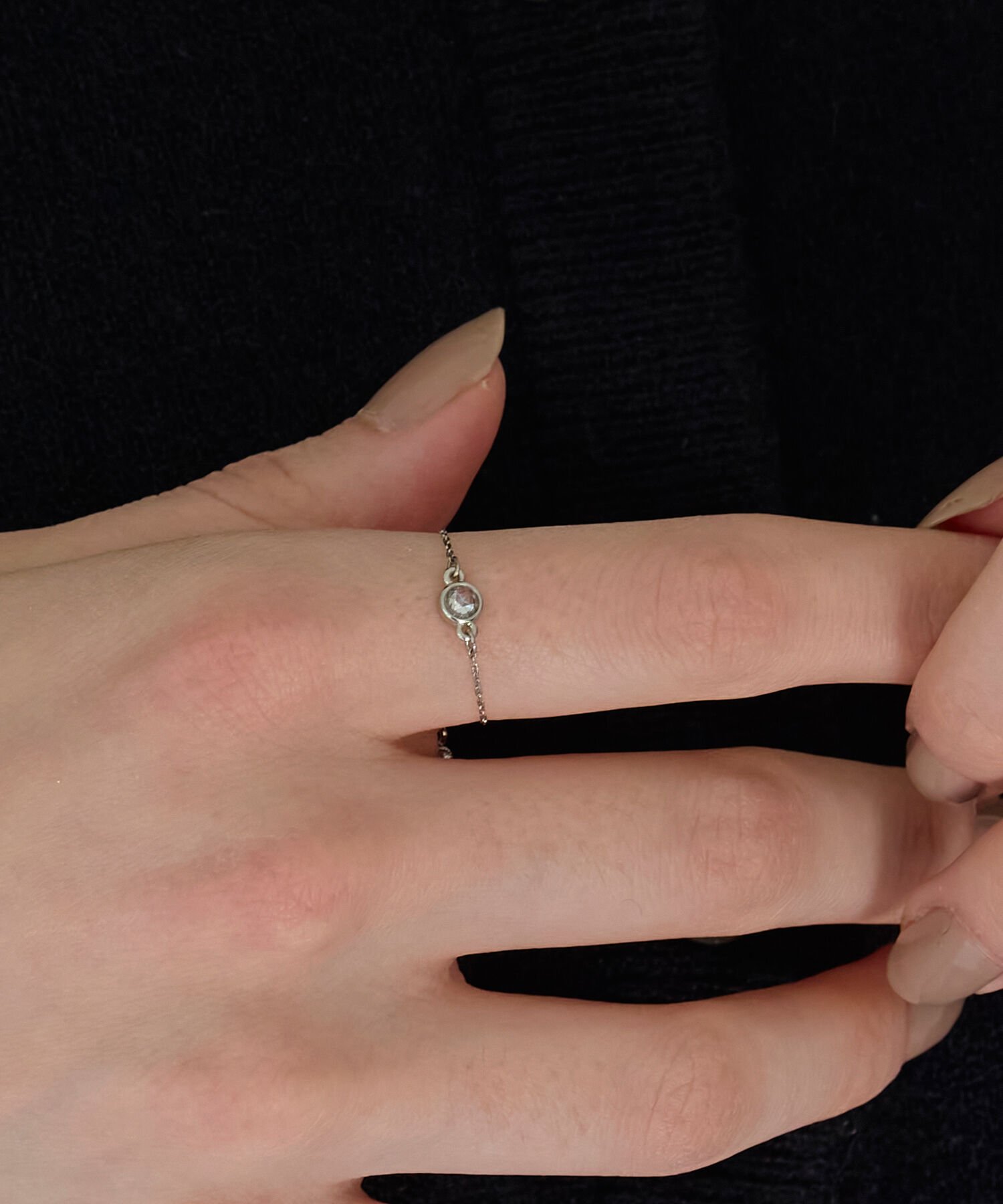 Phoebe「≪サイズ調整可能≫【金属アレルギー対応】プチベゼルストーンチェーンリング　シルバー」|リング|シルバー