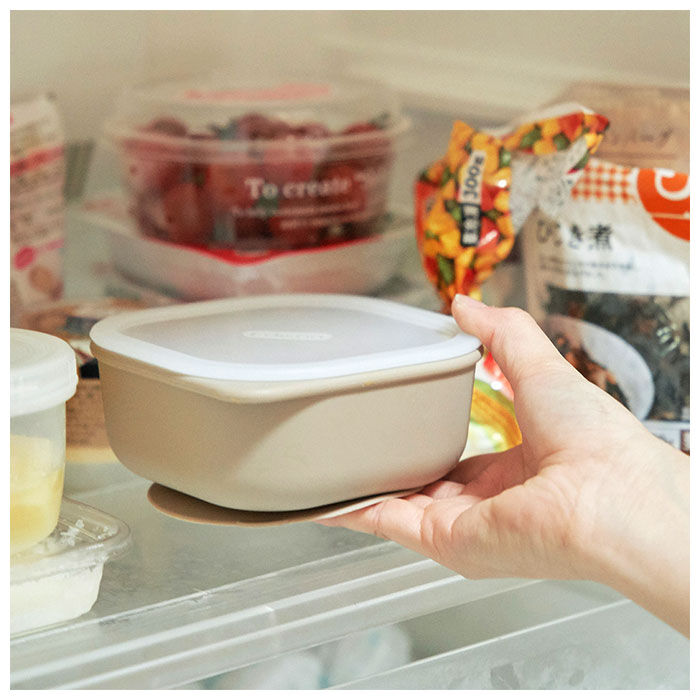 BACKYARD FAMILY「出産祝い ギフトセット 通販 ボウル コップ エプロン  3点セット シリコン お食事ギフトセット」|ギフトセット|