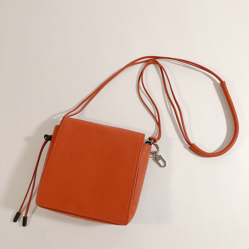 BACKYARD FAMILY「waku ワク ショルダーバッグ ミニ WK-0004 通販 スクエアバッグ サコッシュ」|ショルダー・メッセンジャー|オレンジ1