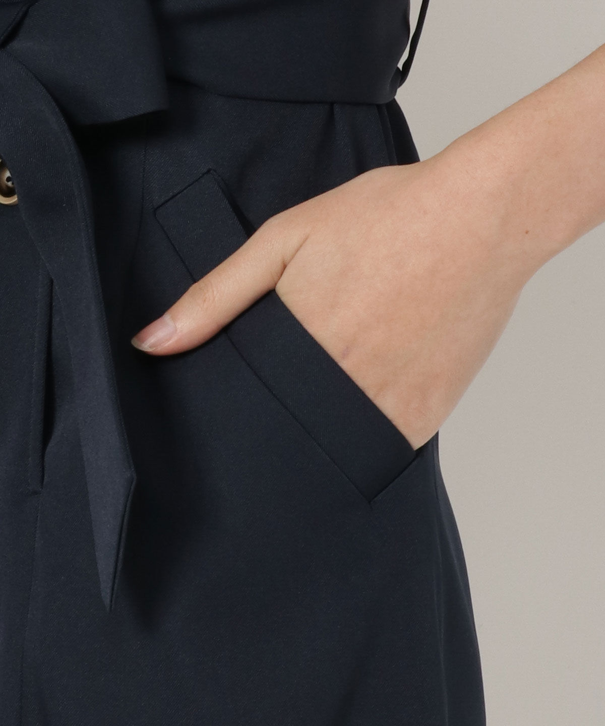 REDYAZEL「トレンチケープデザイン5分丈ワンピース」|ワンピース|