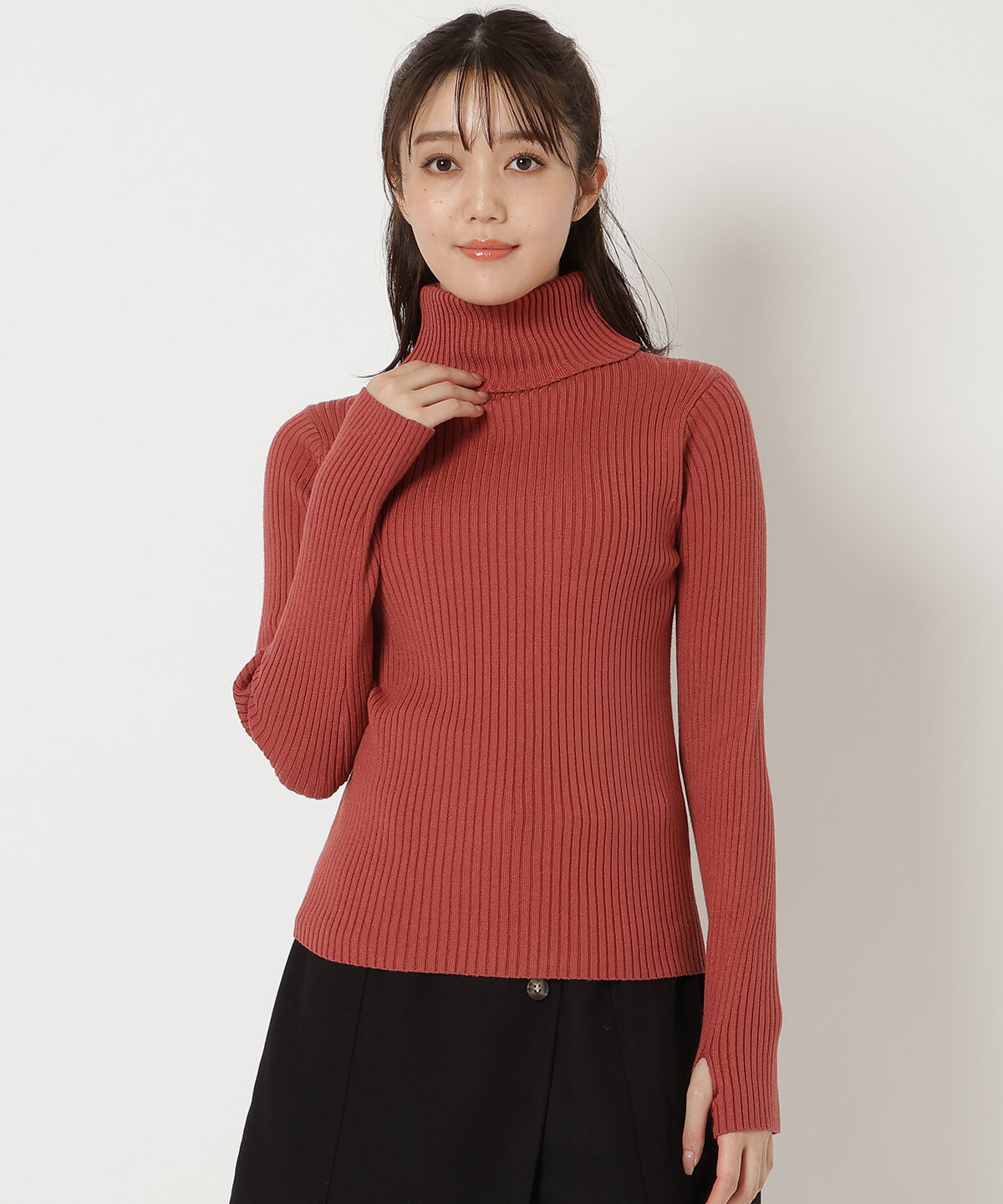 REDYAZEL「フィンガーホールタートルネックニット」|ニット・セーター|