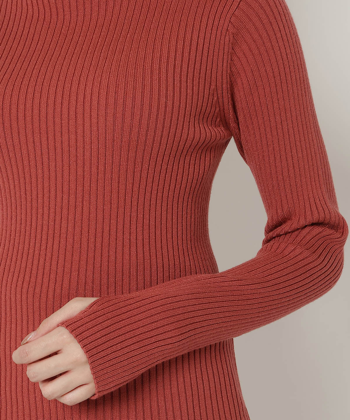 REDYAZEL「フィンガーホールタートルネックニット」|ニット・セーター|