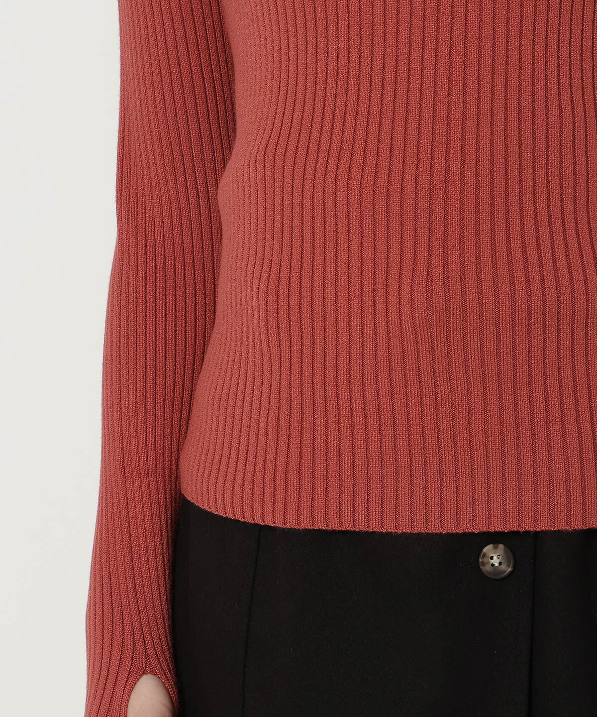 REDYAZEL「フィンガーホールタートルネックニット」|ニット・セーター|