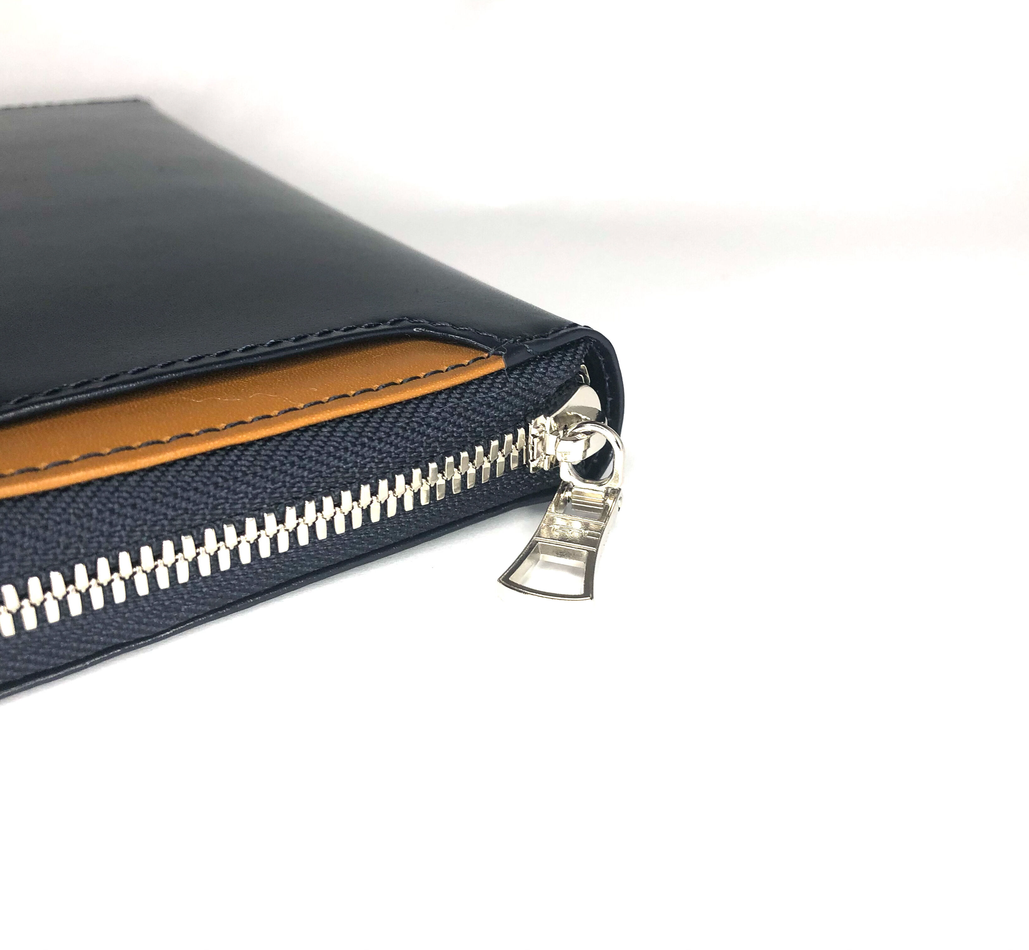 master-piece「Notch ラウンドファスナーウォレット」|財布|