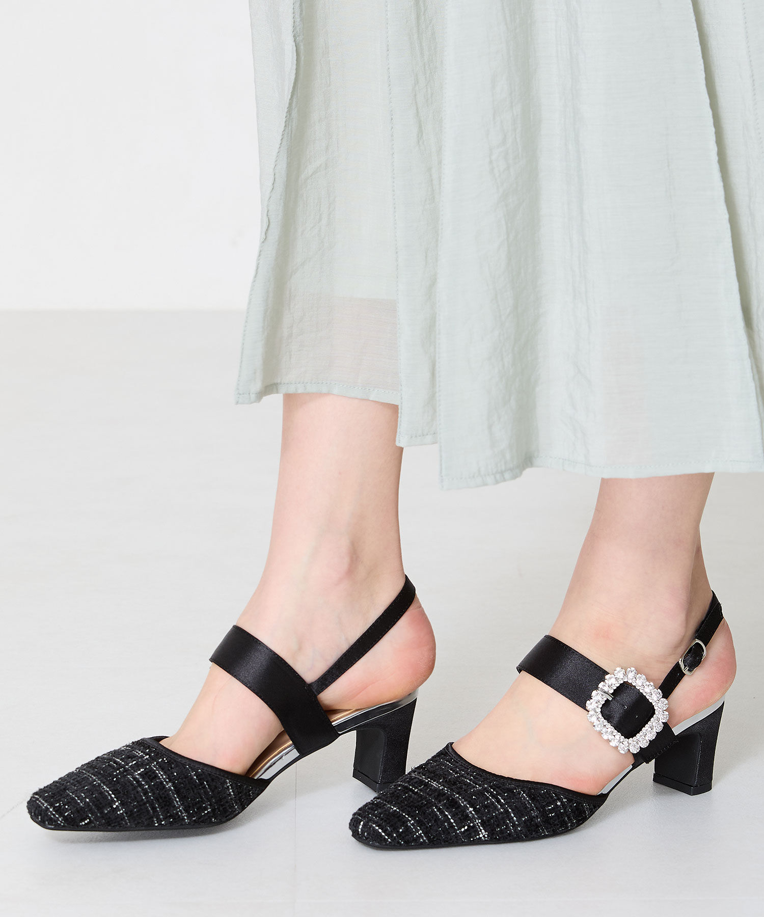 ORiental TRaffic「●2025春夏新作●ビジューストラップツイードパンプス/51115」|パンプス|BLACK