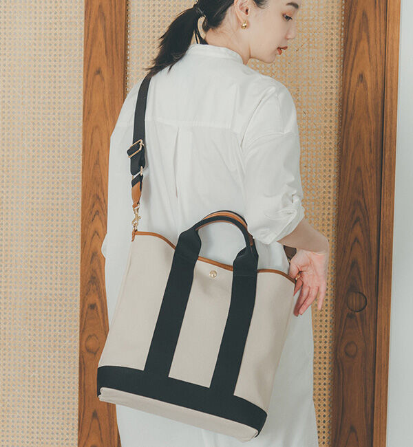 TOPKAPI BREATH「スコッチグレイン ネオレザー 縦型 A4 トート バッグ ショルダー付き L」|ショルダー・メッセンジャー|クリーム