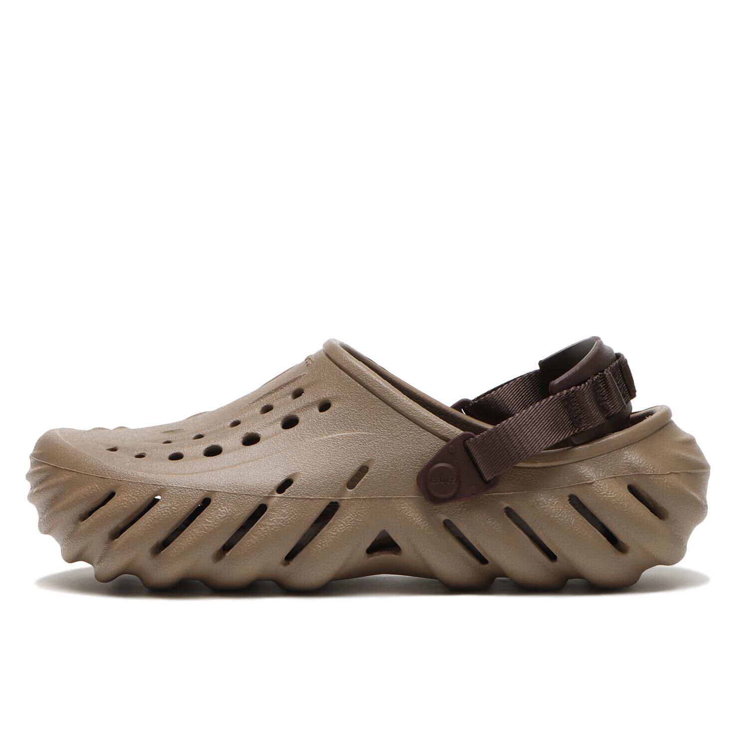 crocs「【crocs】ECHO CLOG」|サンダル|ブラウン