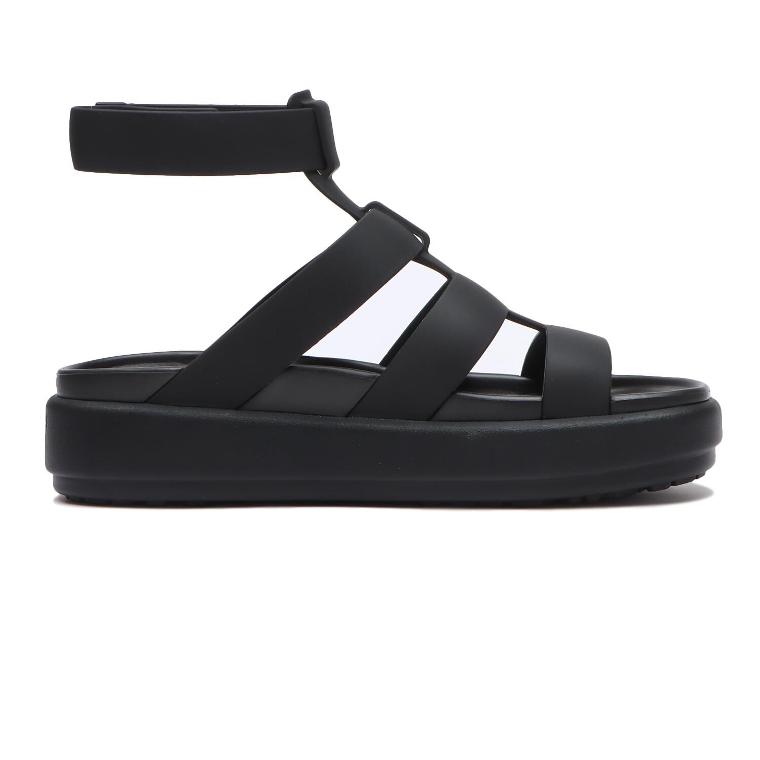 crocs「【crocs】BROOKLYN LUXE GLADIATOR」|サンダル|