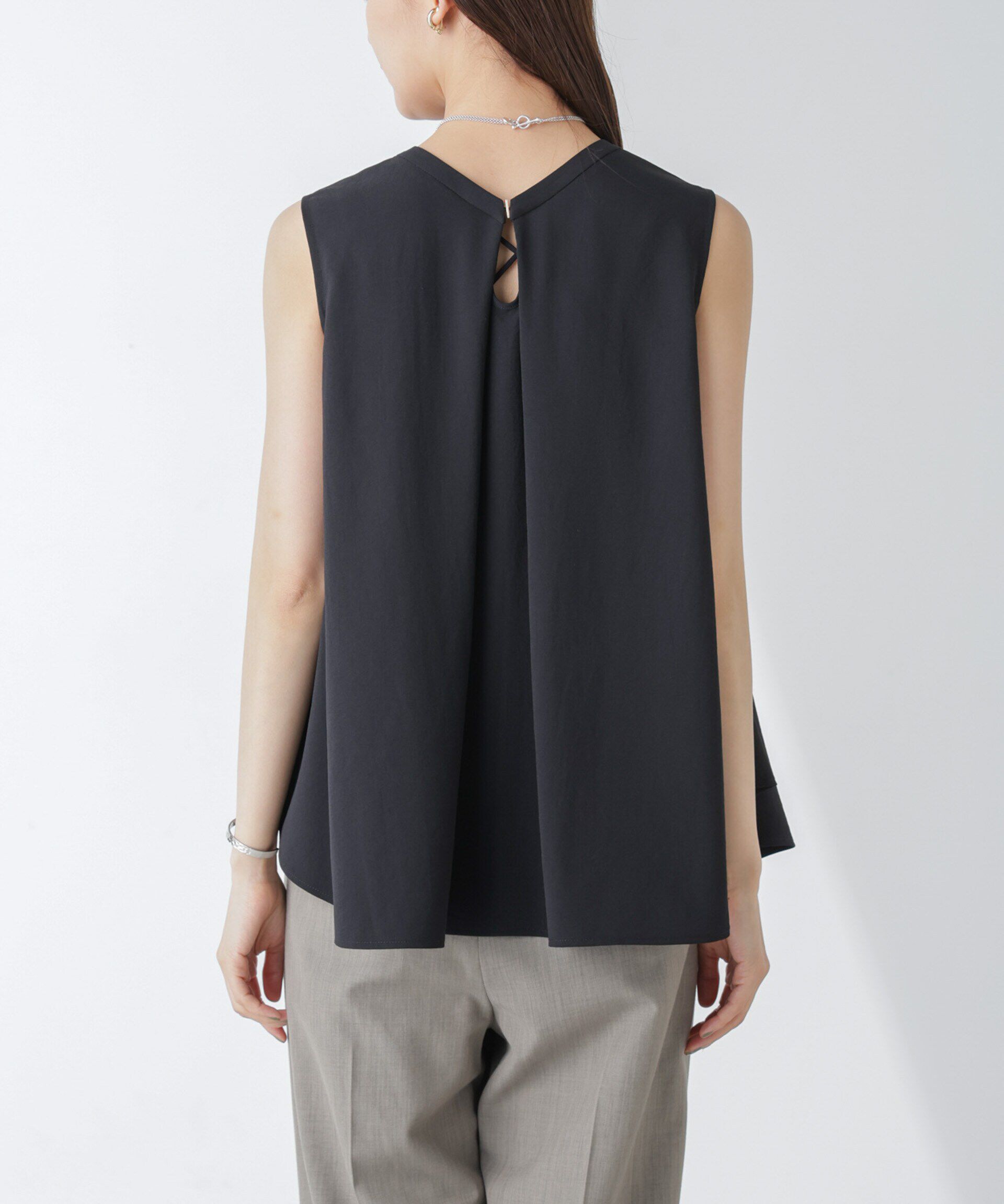 nano･universe「ｲｰｼﾞｰﾌｧﾝｸｼｮﾝ ｻｲﾄﾞﾄﾞﾚｰﾌﾟﾉｰｽﾘｰﾌﾞﾌﾞﾗｳ」|シャツ・ブラウス|