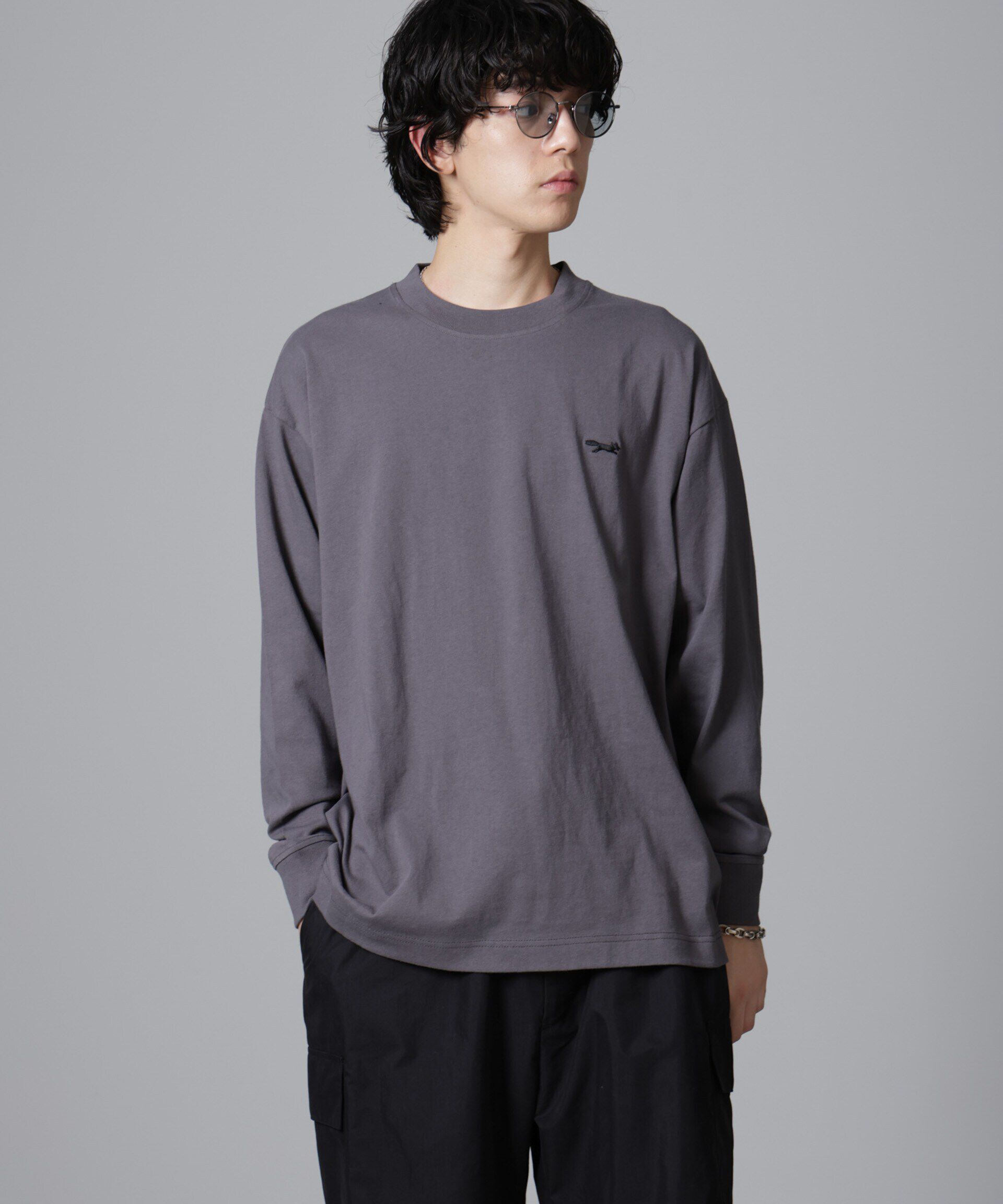 nano･universe「PENNEYS BLACK ワンポイントTシャツ長袖」|Tシャツ・カットソー|チャコール3