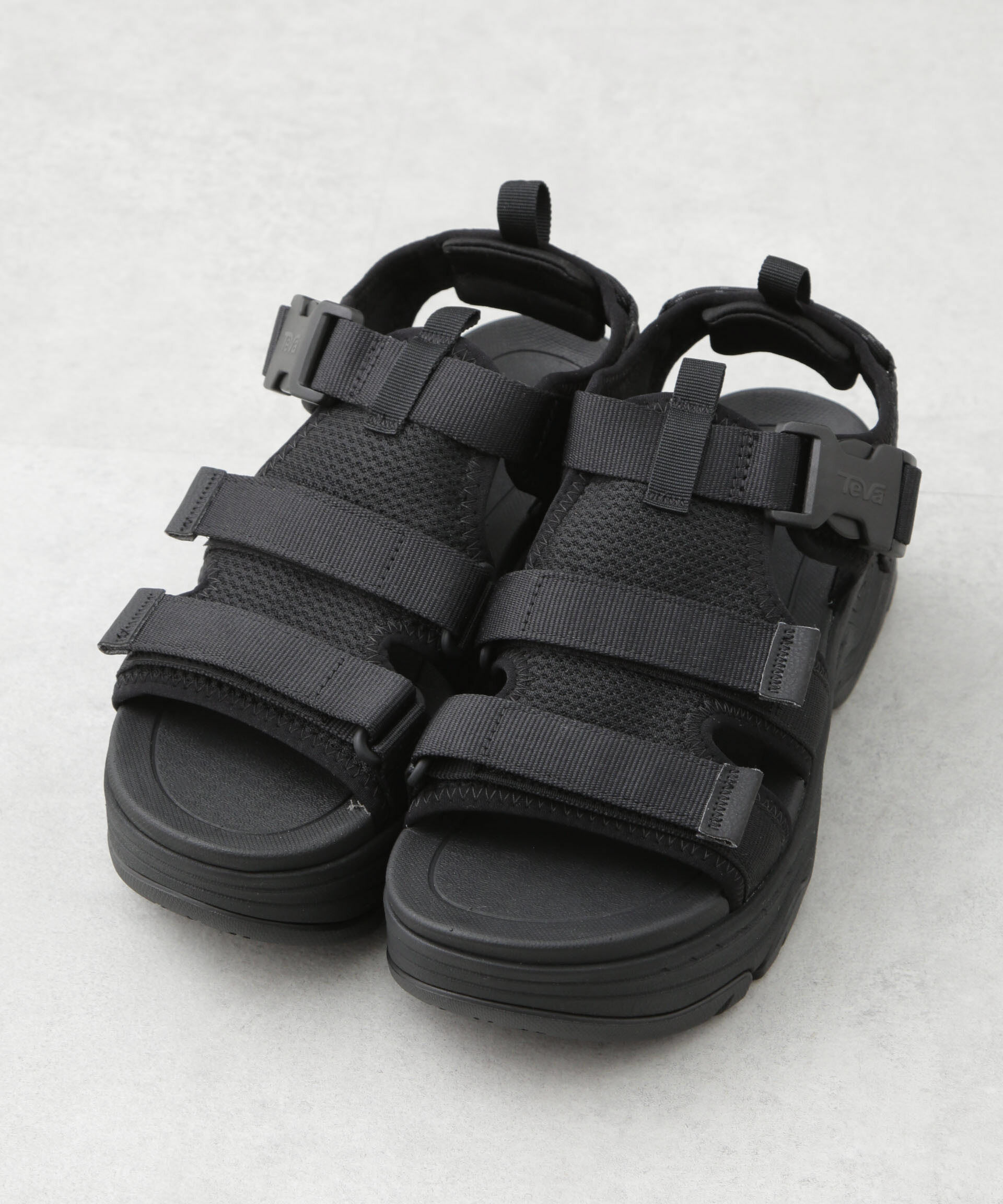 nano･universe「Teva/Hurricane Ampsole Gaila」|サンダル|