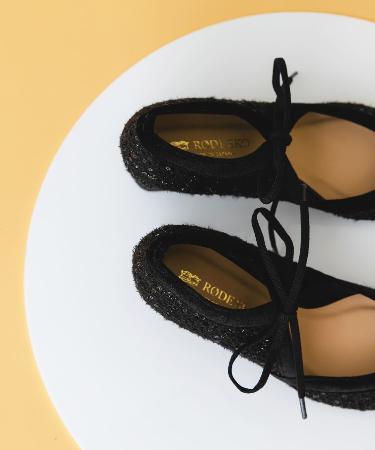 RODE SKO「『MADE IN JAPAN』チャンキーヒールリボンパンプス」|パンプス|