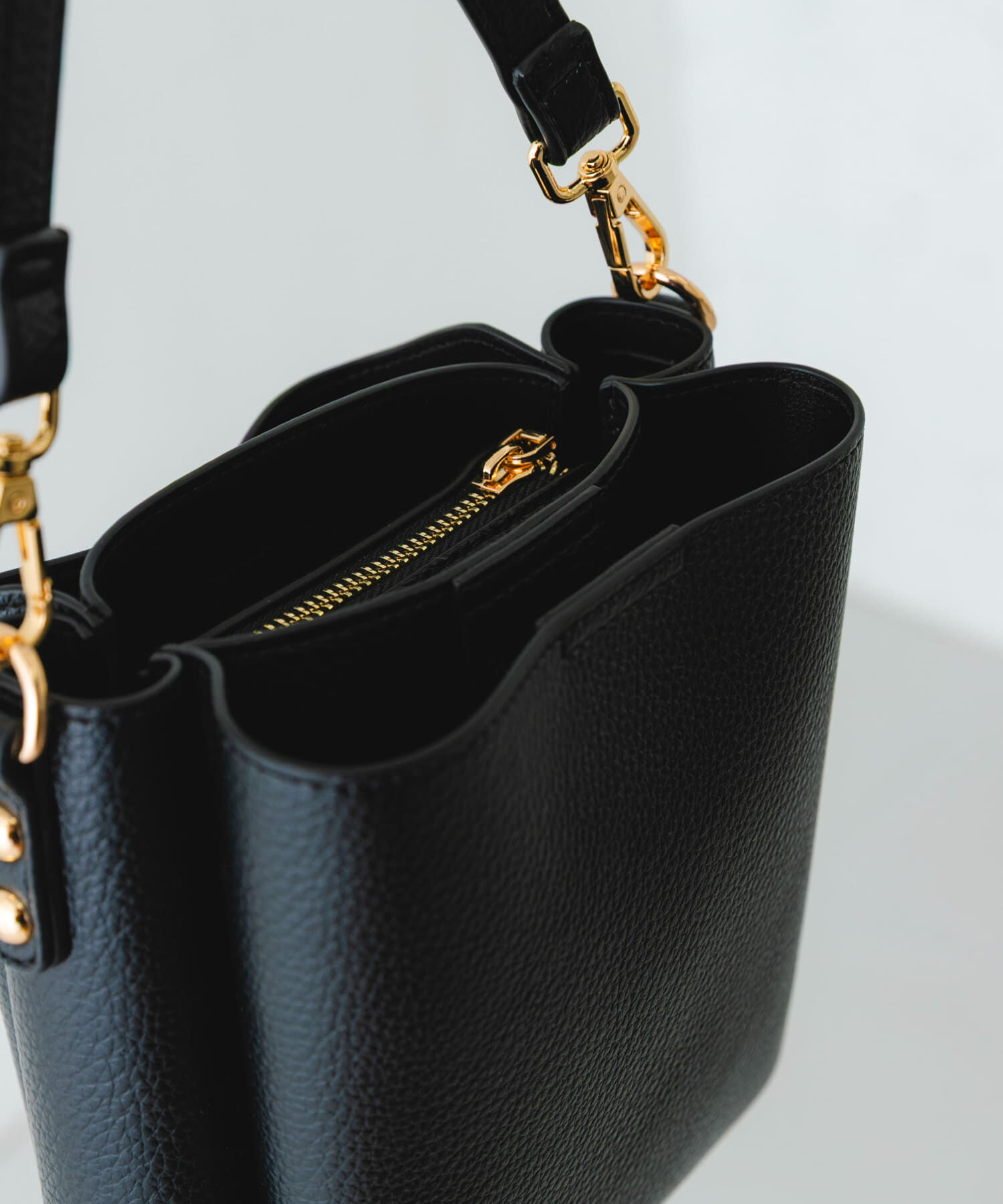 RODE SKO「フロントポケットタテナガショルダーバッグ」|ショルダー・メッセンジャー|