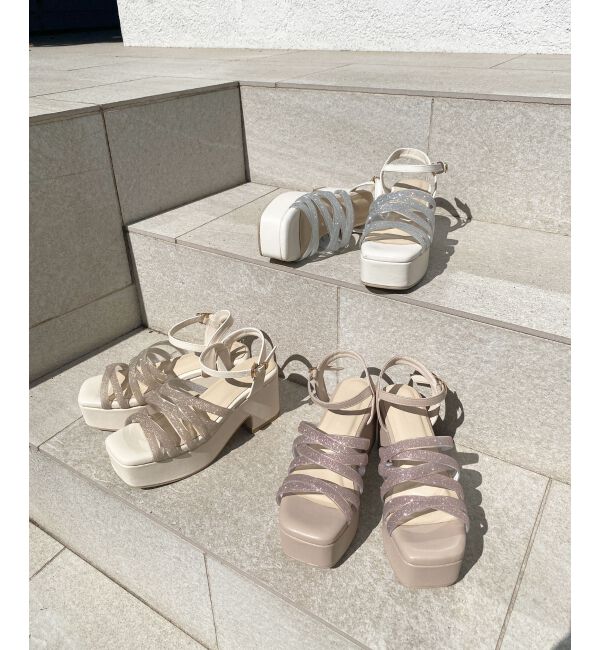MAJESTICLEGON「シャイニークリアクロスサンダル」|サンダル|