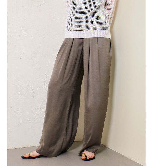 allureville「クレールサテンイージーパンツ」|チノ|