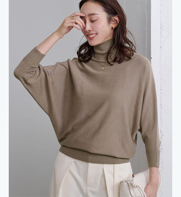 ur's「【星玲奈さんコラボアイテム】ハイネックドルマンスリーブニット」|ニット・セーター|グレージュ